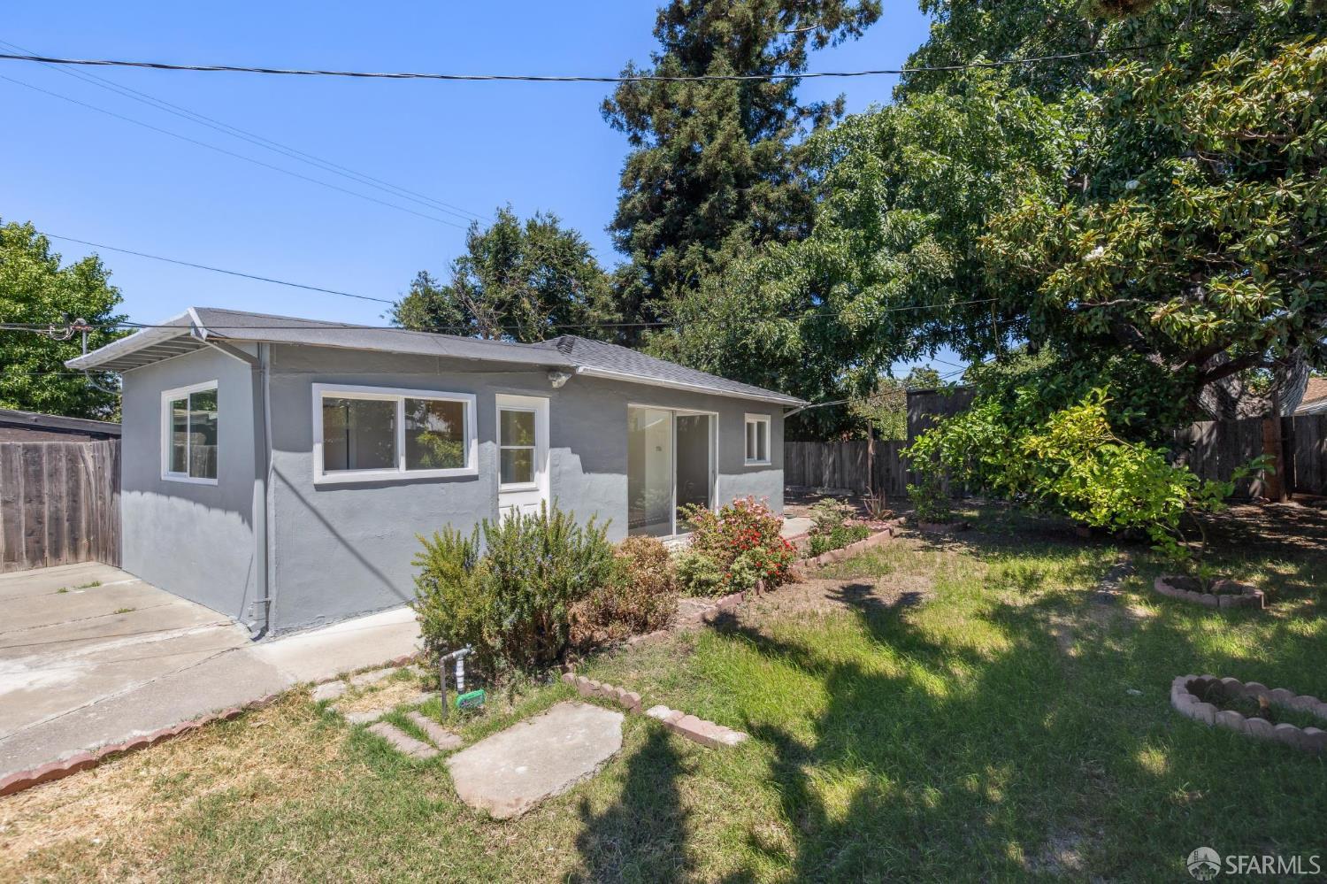 Detail Gallery Image 50 of 63 For 941 Norton St, San Mateo,  CA 94401 - 3 Beds | 1/1 Baths