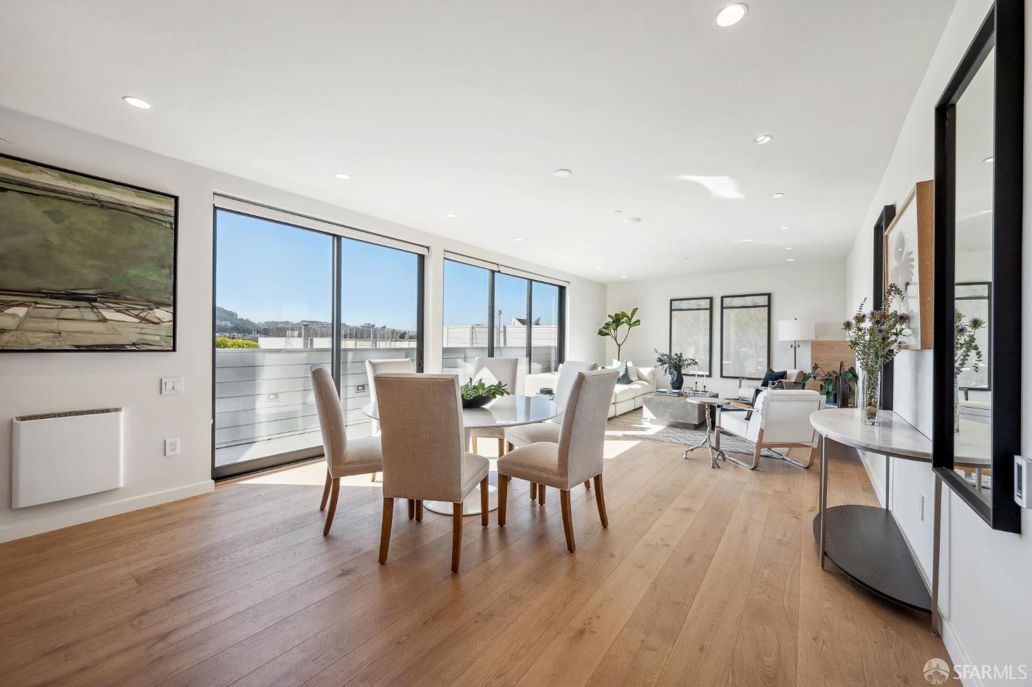 Detail Gallery Image 5 of 47 For 3657 California St, San Francisco,  CA 94118 - 3 Beds | 3 Baths
