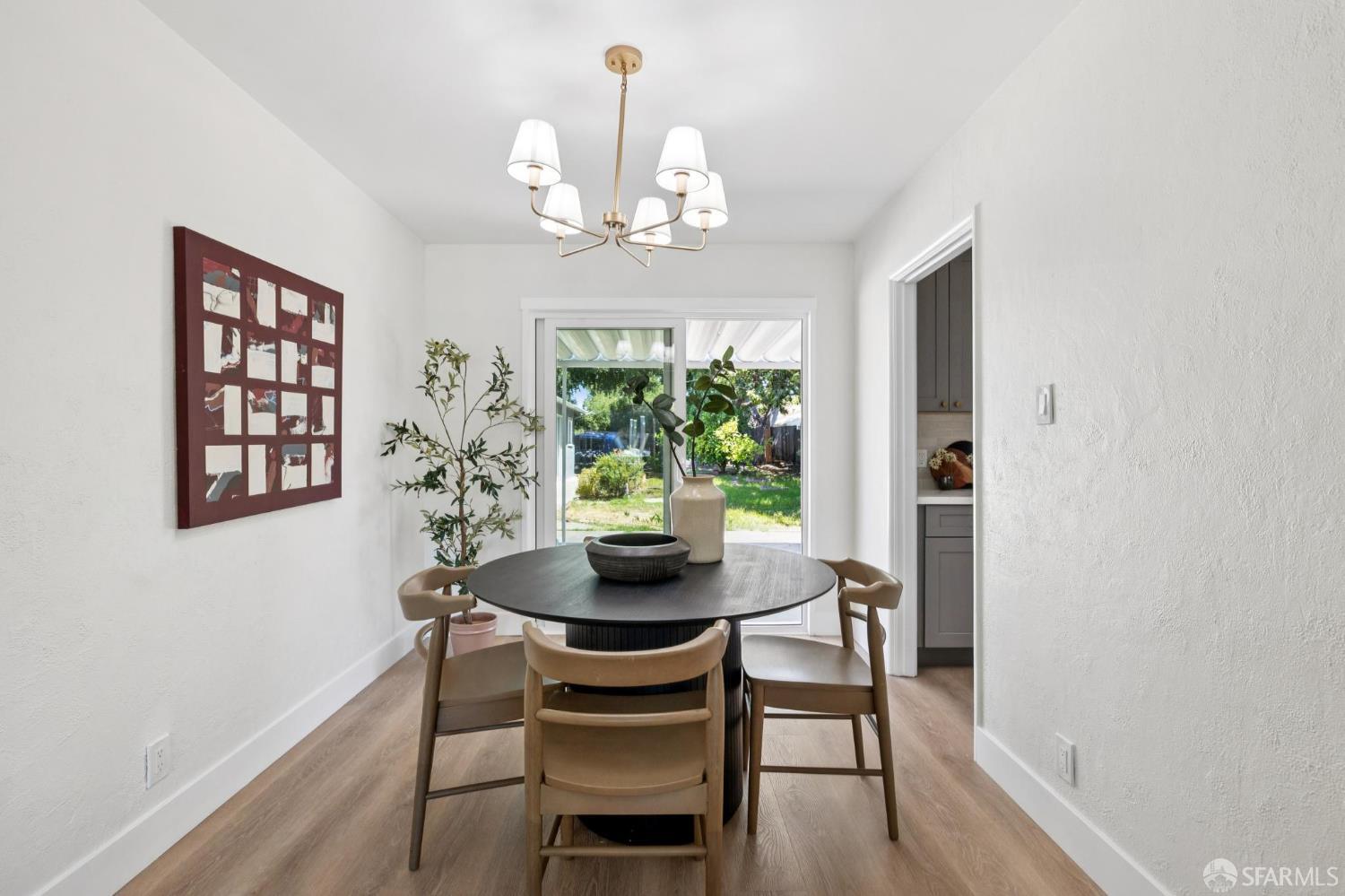 Detail Gallery Image 18 of 63 For 941 Norton St, San Mateo,  CA 94401 - 3 Beds | 1/1 Baths