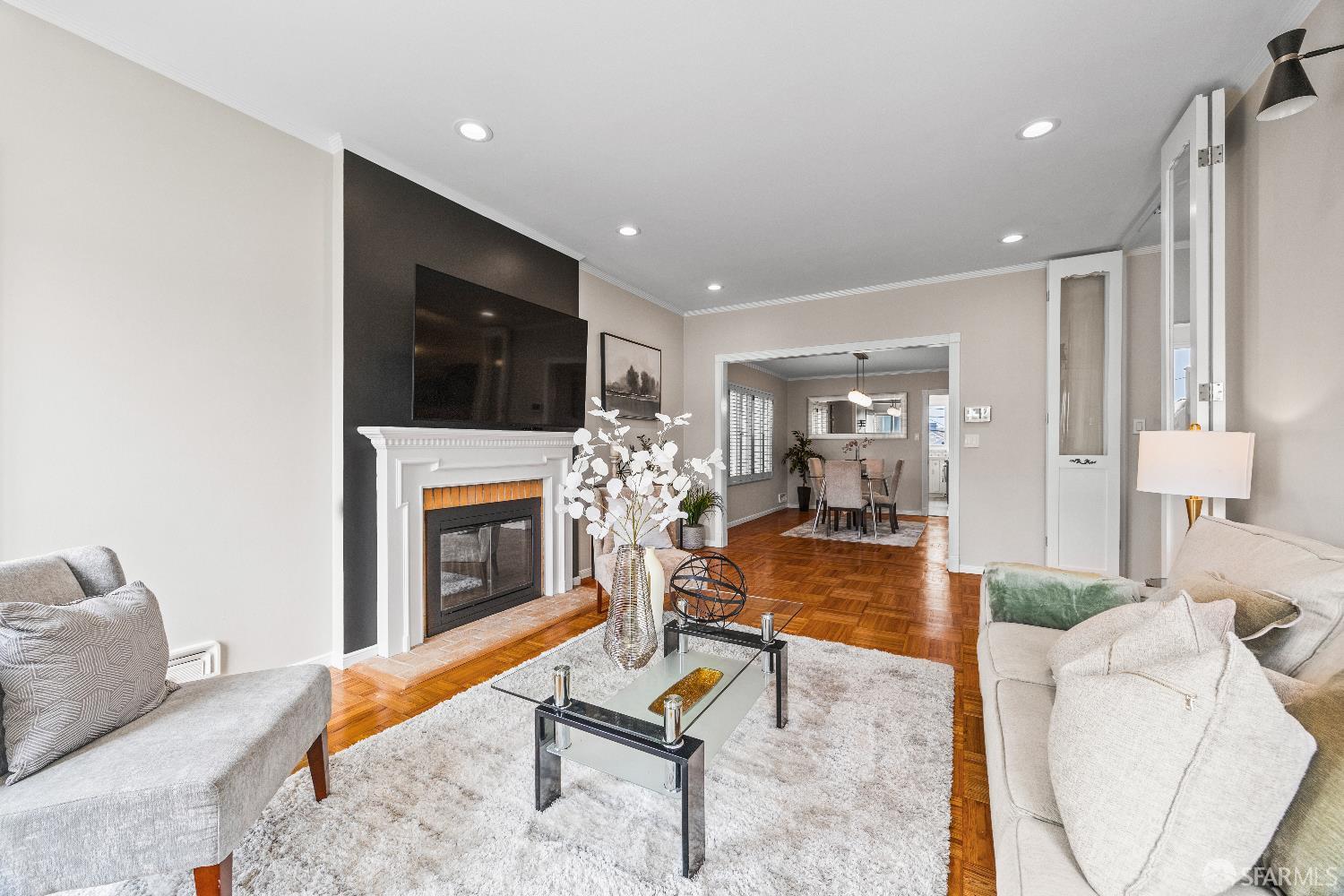 Detail Gallery Image 6 of 31 For 50 Parkwood Dr, Daly City,  CA 94015 - 4 Beds | 3 Baths