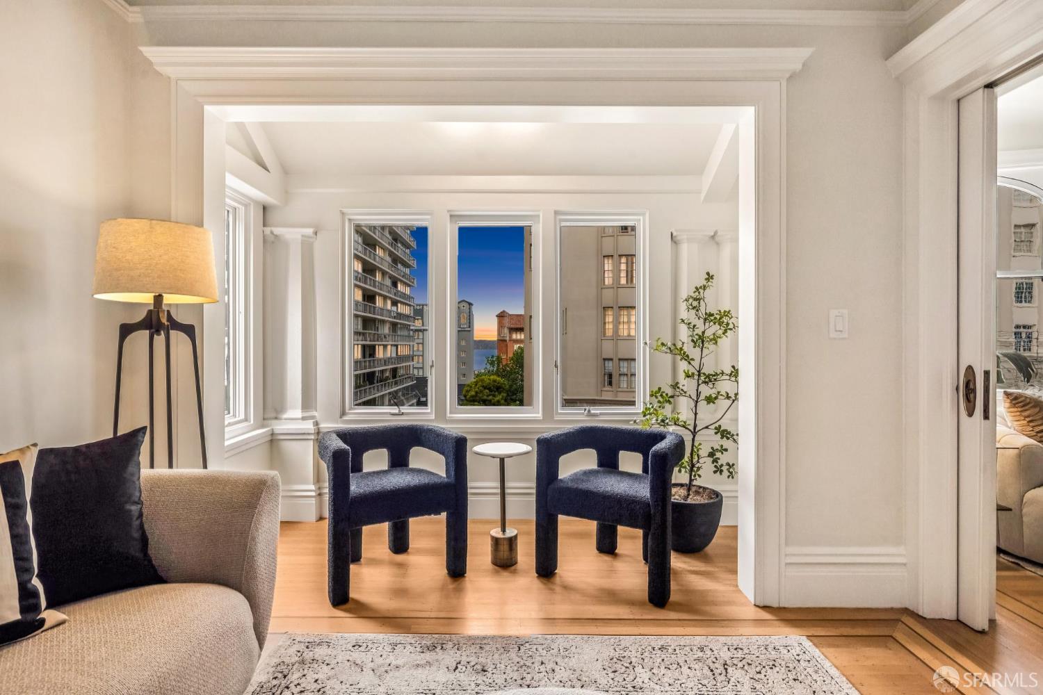 Detail Gallery Image 3 of 51 For 1971 Broadway St, San Francisco,  CA 94109 - 3 Beds | 2 Baths