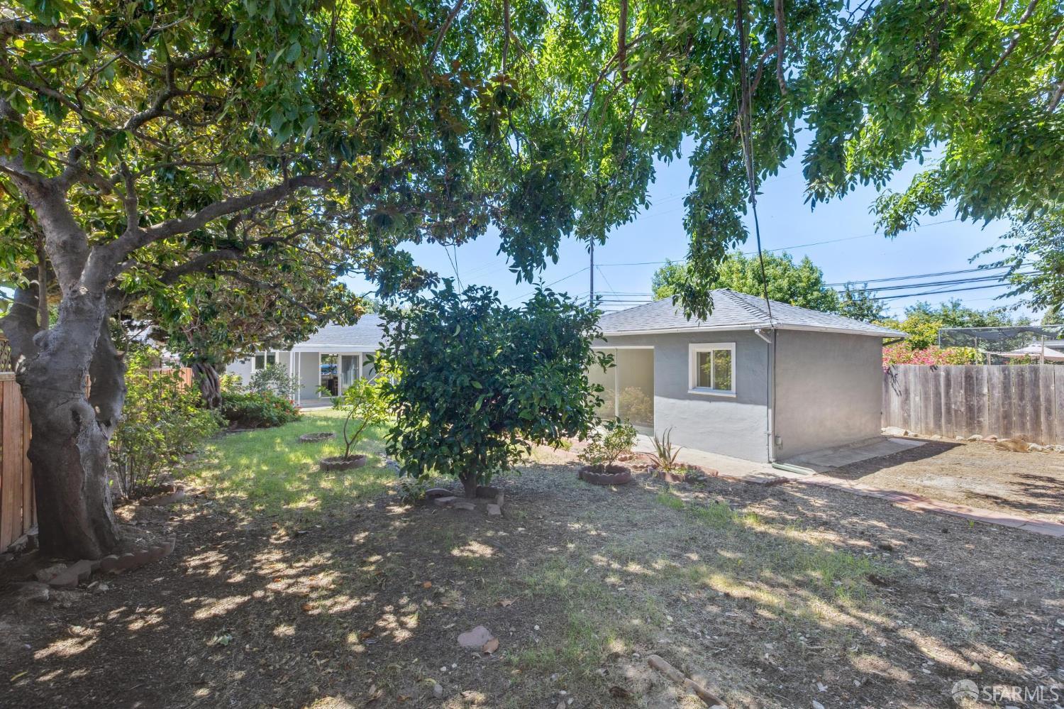 Detail Gallery Image 48 of 63 For 941 Norton St, San Mateo,  CA 94401 - 3 Beds | 1/1 Baths