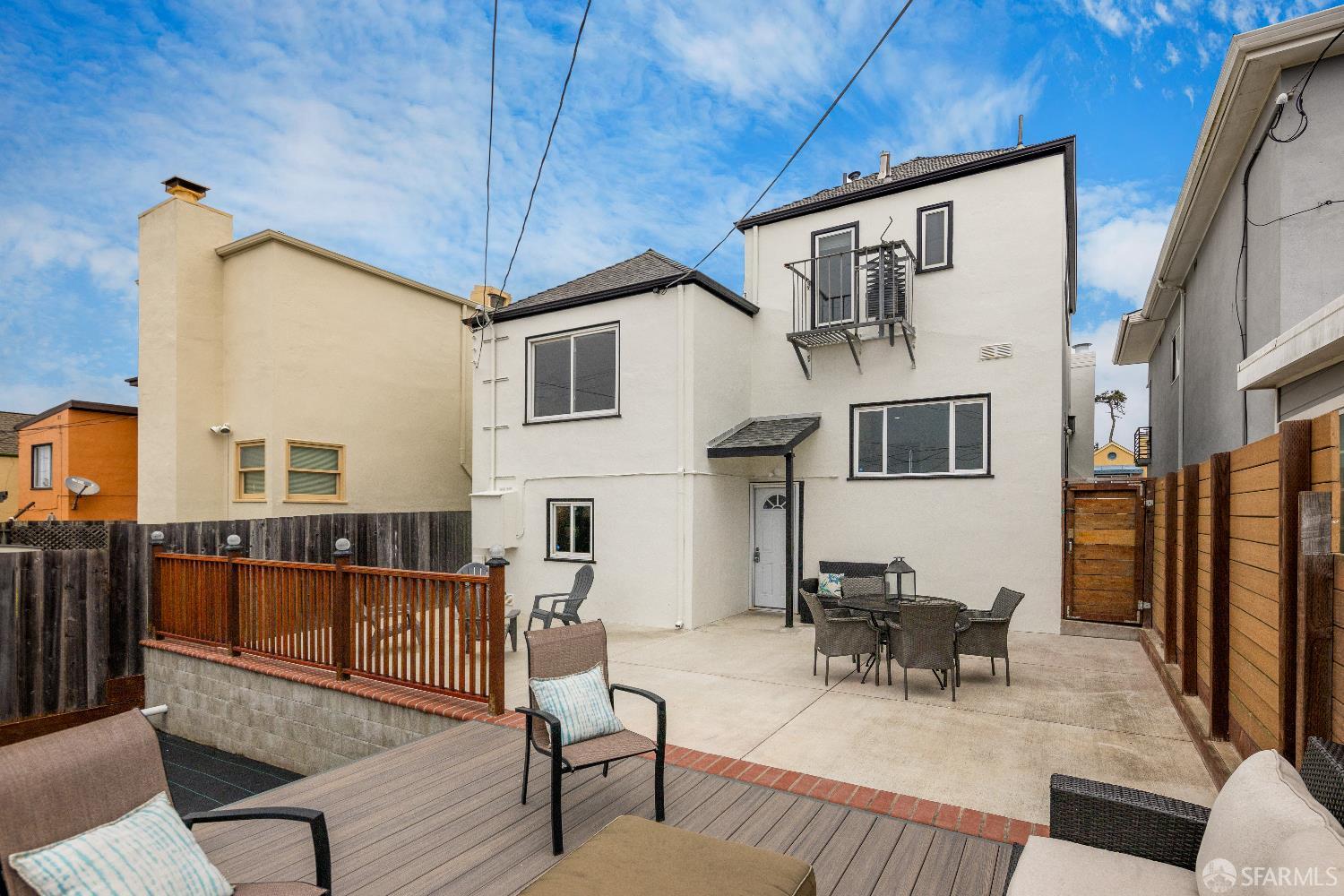 Detail Gallery Image 26 of 31 For 50 Parkwood Dr, Daly City,  CA 94015 - 4 Beds | 3 Baths