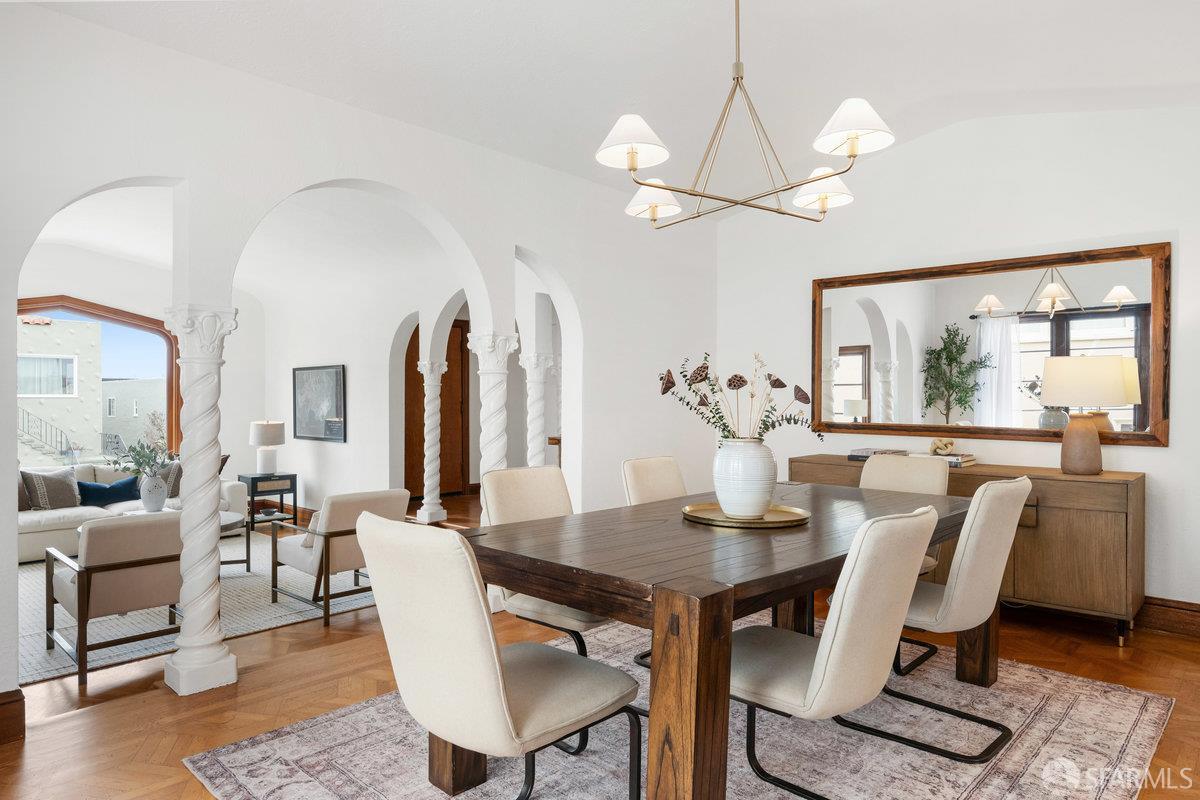 Detail Gallery Image 8 of 51 For 115 Pinehurst Way, San Francisco,  CA 94127 - 3 Beds | 3 Baths