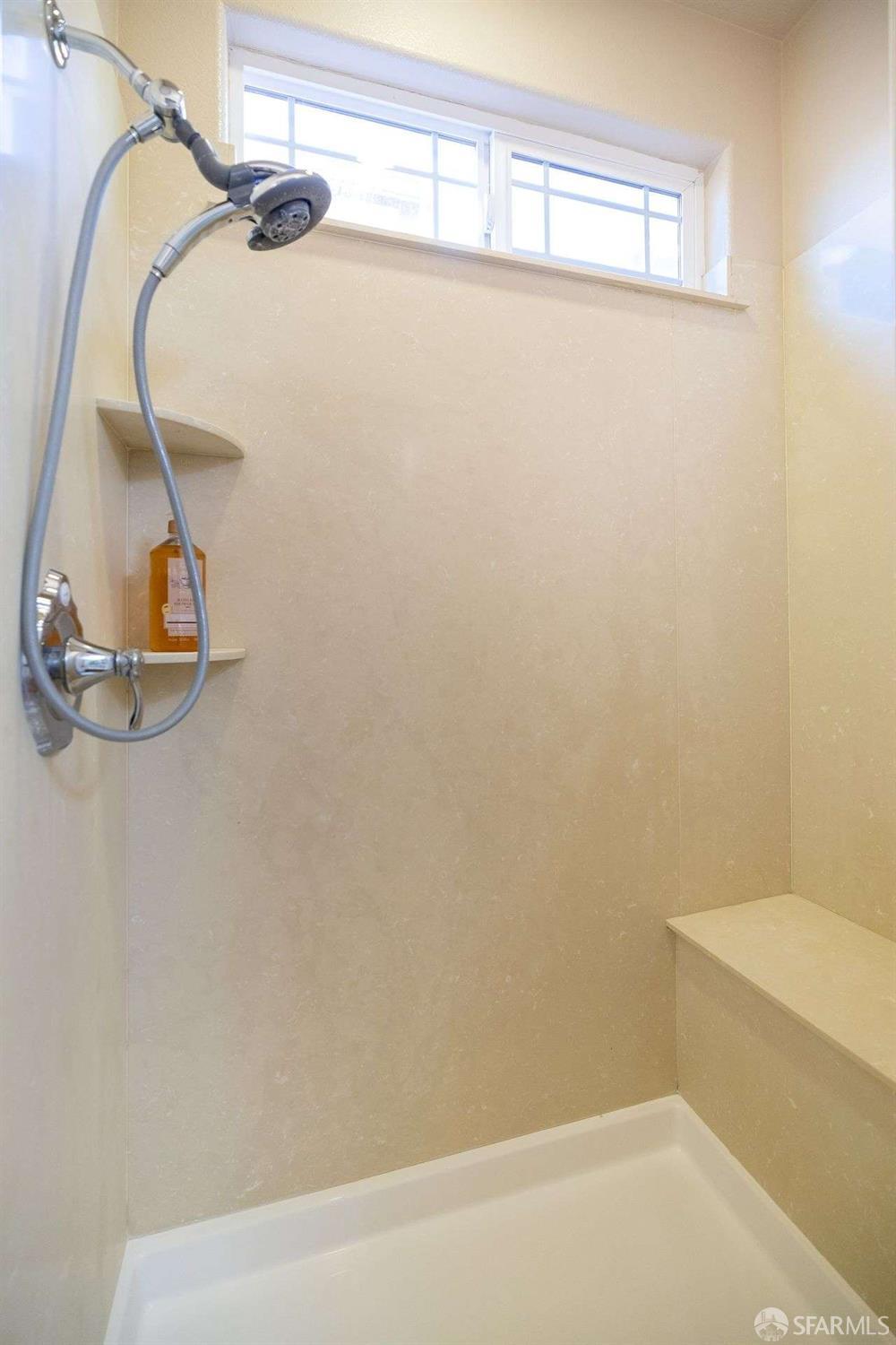Detail Gallery Image 18 of 52 For 5619 Wells Ln, San Ramon,  CA 94582 - 5 Beds | 3/1 Baths