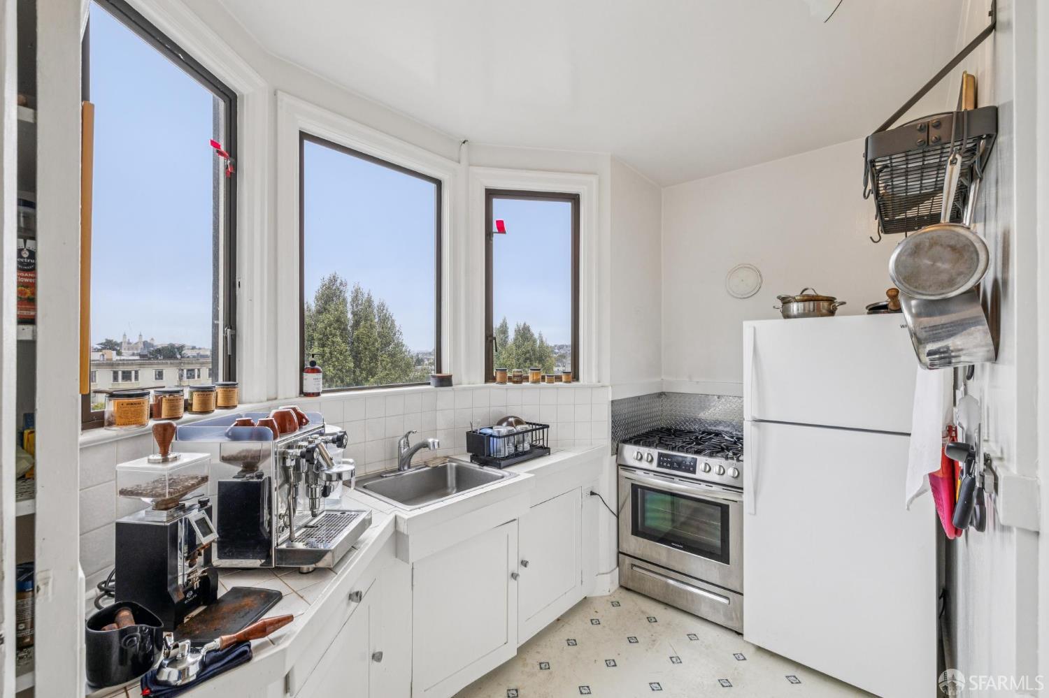 Detail Gallery Image 25 of 63 For 265 Rivoli St, San Francisco,  CA 94117 - – Beds | – Baths