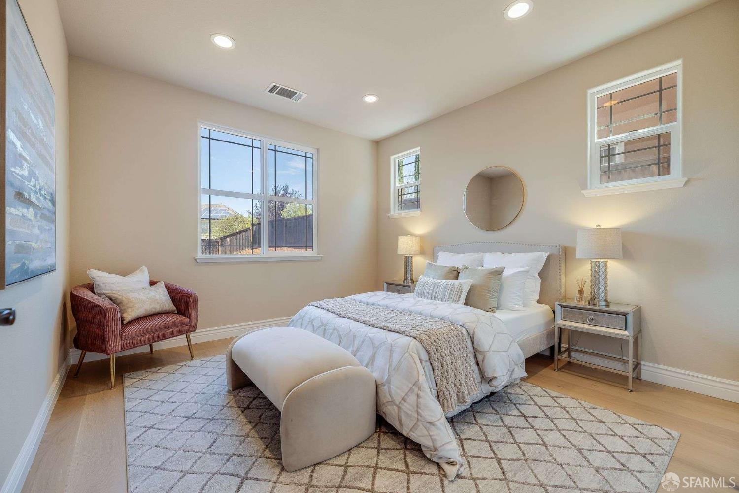 Detail Gallery Image 15 of 52 For 5619 Wells Ln, San Ramon,  CA 94582 - 5 Beds | 3/1 Baths