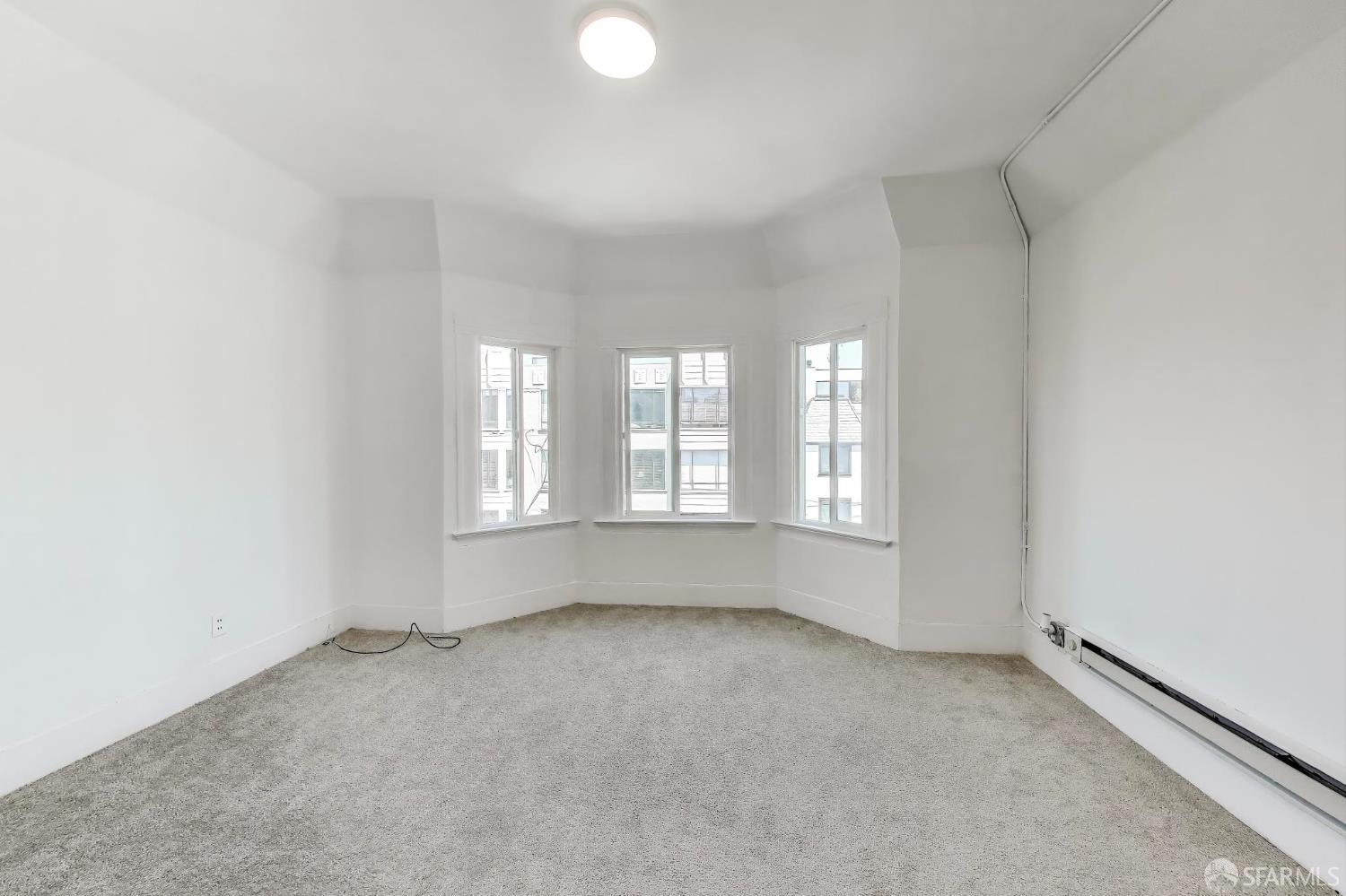 Detail Gallery Image 13 of 39 For 1671 Greenwich St, San Francisco,  CA 94123 - – Beds | – Baths