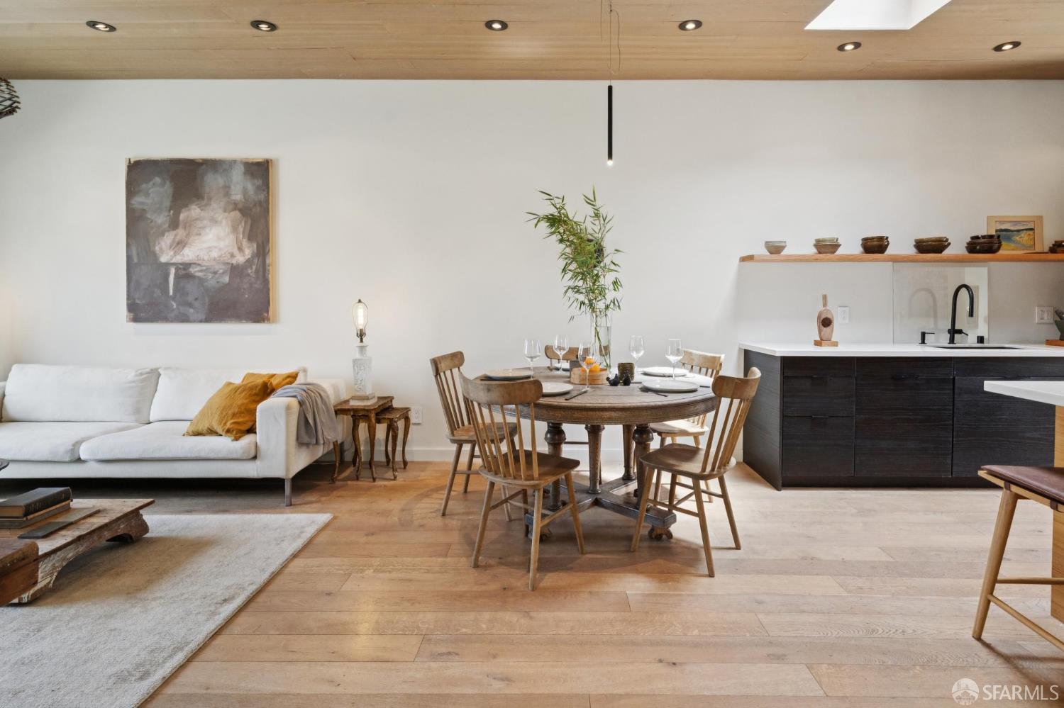 Detail Gallery Image 7 of 62 For 1515 Van Dyke Ave, San Francisco,  CA 94124 - 4 Beds | 2 Baths