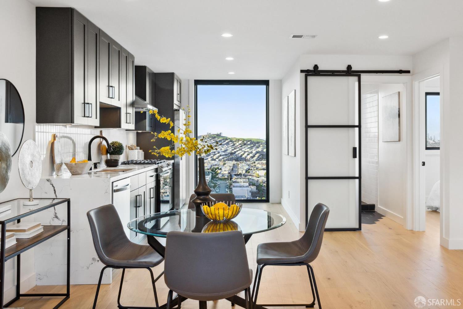 Detail Gallery Image 4 of 72 For 248 Ordway St, San Francisco,  CA 94134 - 4 Beds | 3 Baths
