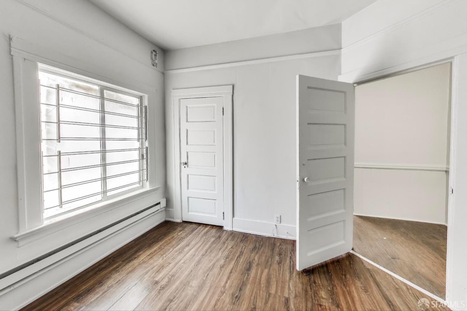 Detail Gallery Image 9 of 39 For 1671 Greenwich St, San Francisco,  CA 94123 - – Beds | – Baths