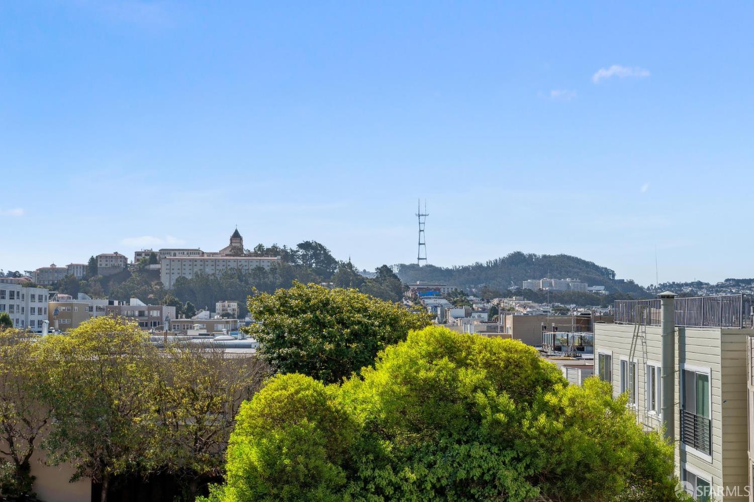 Detail Gallery Image 12 of 47 For 3657 California St, San Francisco,  CA 94118 - 3 Beds | 3 Baths