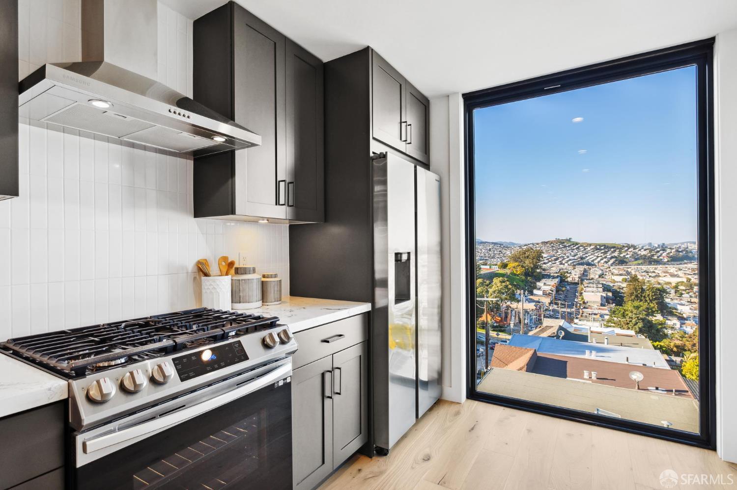 Detail Gallery Image 23 of 72 For 248 Ordway St, San Francisco,  CA 94134 - 4 Beds | 3 Baths