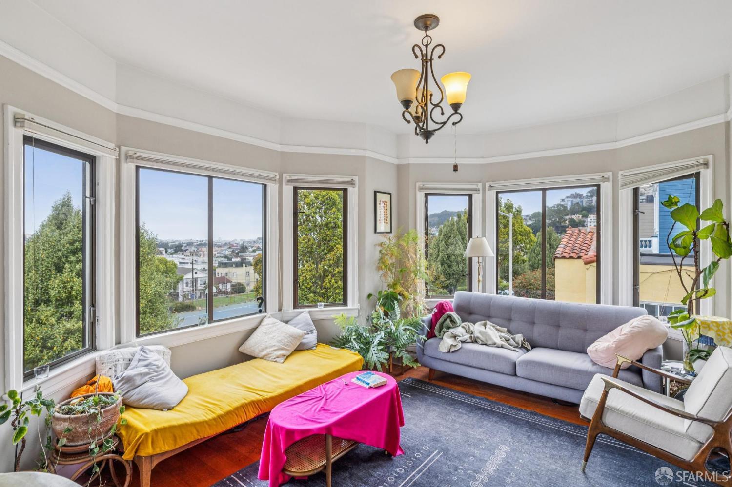 Detail Gallery Image 32 of 63 For 265 Rivoli St, San Francisco,  CA 94117 - – Beds | – Baths
