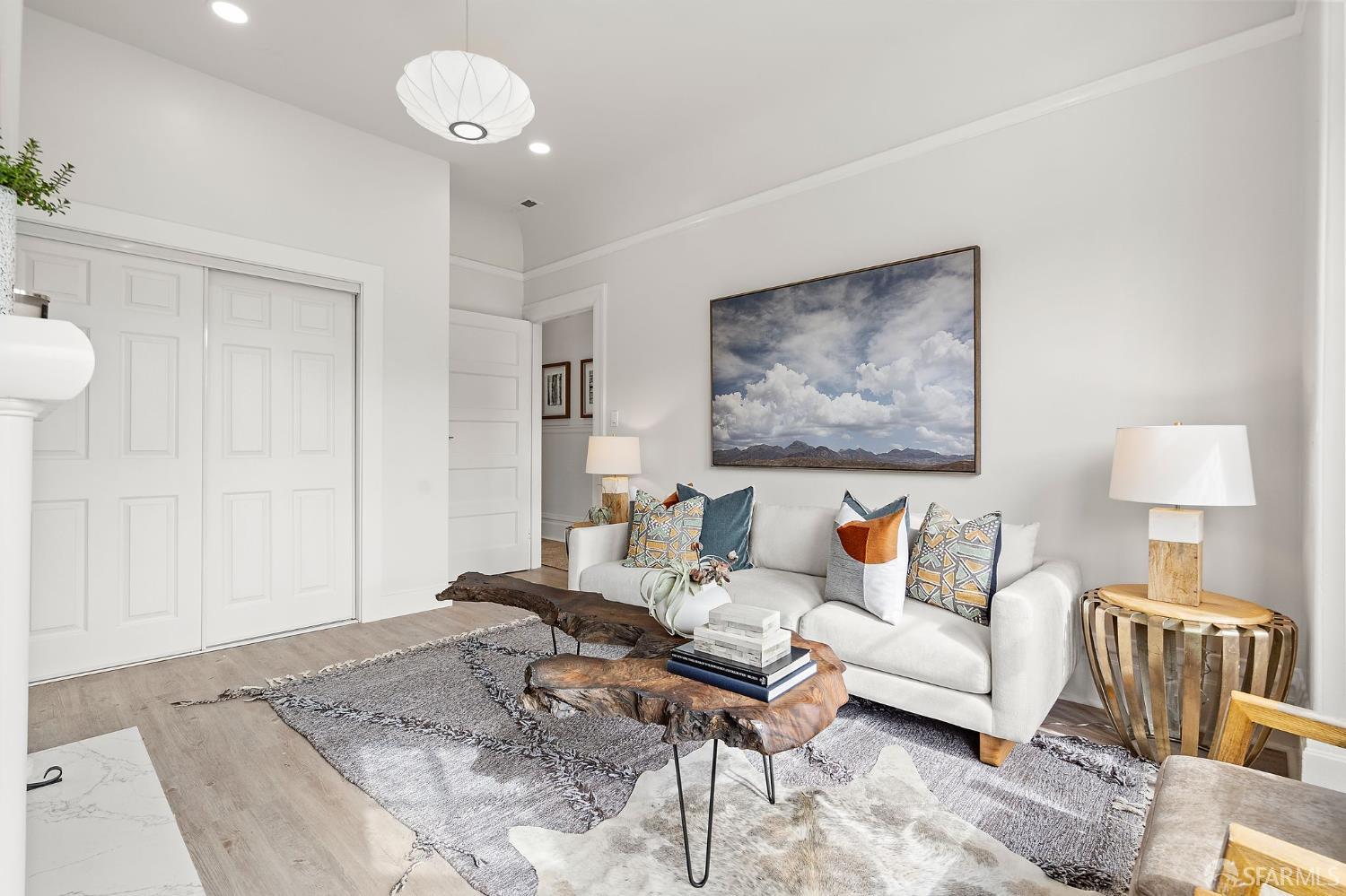 Detail Gallery Image 3 of 25 For 672 Castro St #674,  San Francisco,  CA 94114 - 3 Beds | 1 Baths