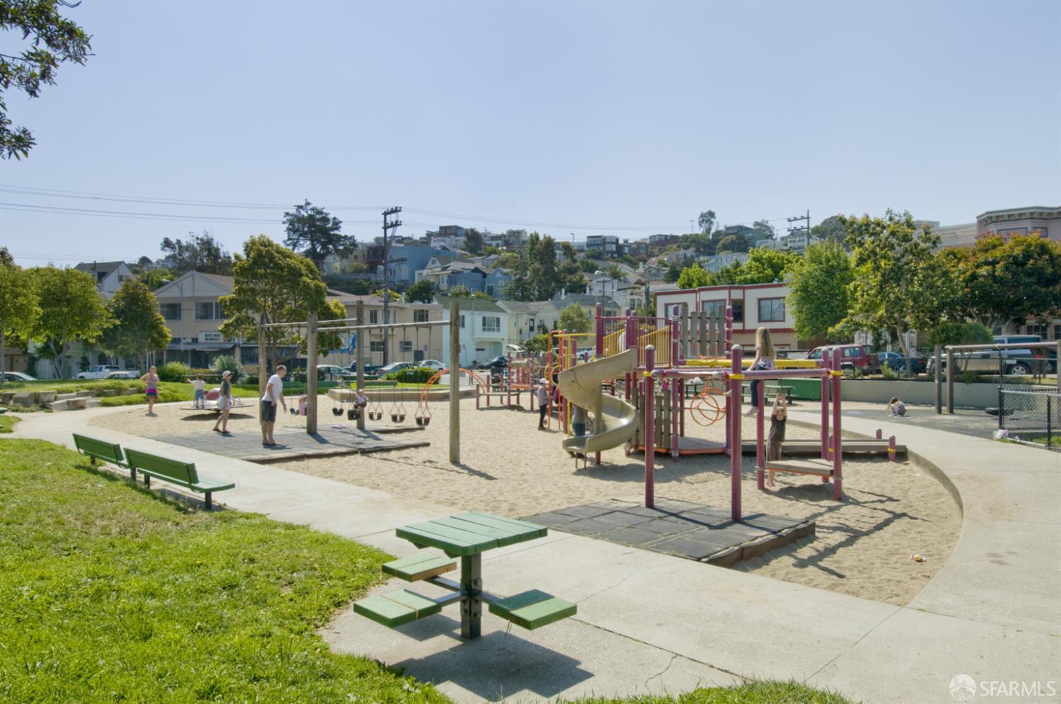 Detail Gallery Image 34 of 41 For 1386 Utah St, San Francisco,  CA 94110 - 3 Beds | 1 Baths