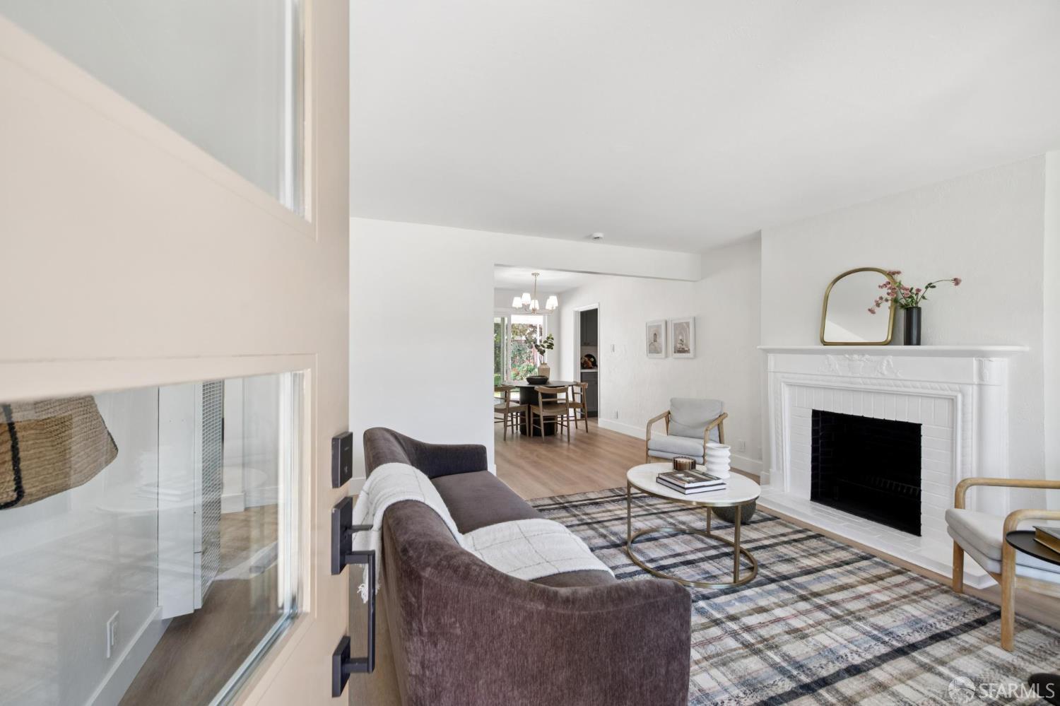 Detail Gallery Image 9 of 63 For 941 Norton St, San Mateo,  CA 94401 - 3 Beds | 1/1 Baths