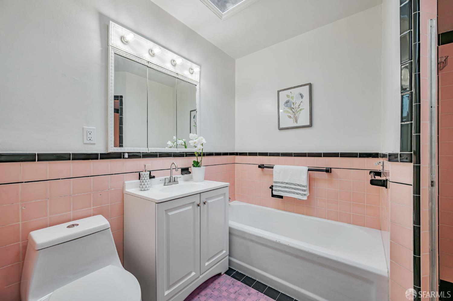 Detail Gallery Image 26 of 38 For 32 Santa Fe Ave, San Francisco,  CA 94124 - 3 Beds | 1/1 Baths