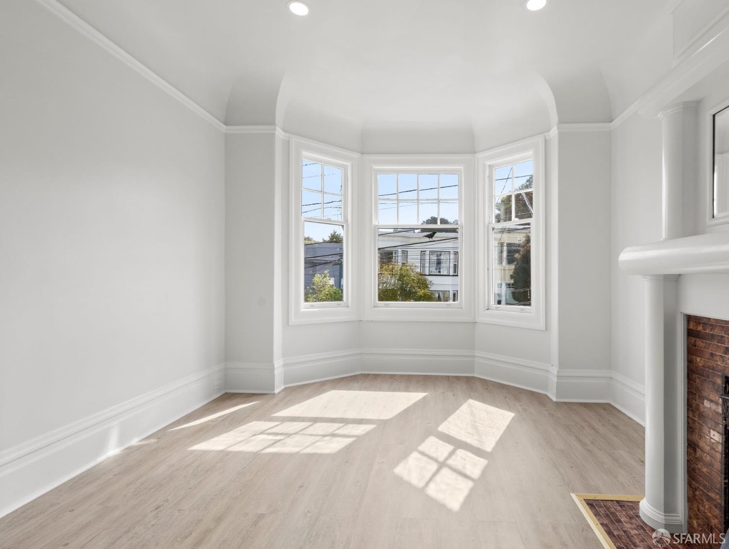 Detail Gallery Image 6 of 25 For 672 Castro St #674,  San Francisco,  CA 94114 - 3 Beds | 1 Baths