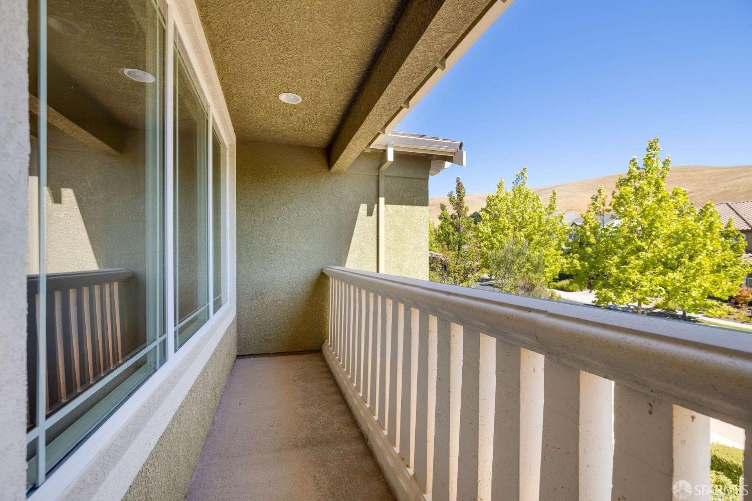 Detail Gallery Image 22 of 52 For 5619 Wells Ln, San Ramon,  CA 94582 - 5 Beds | 3/1 Baths