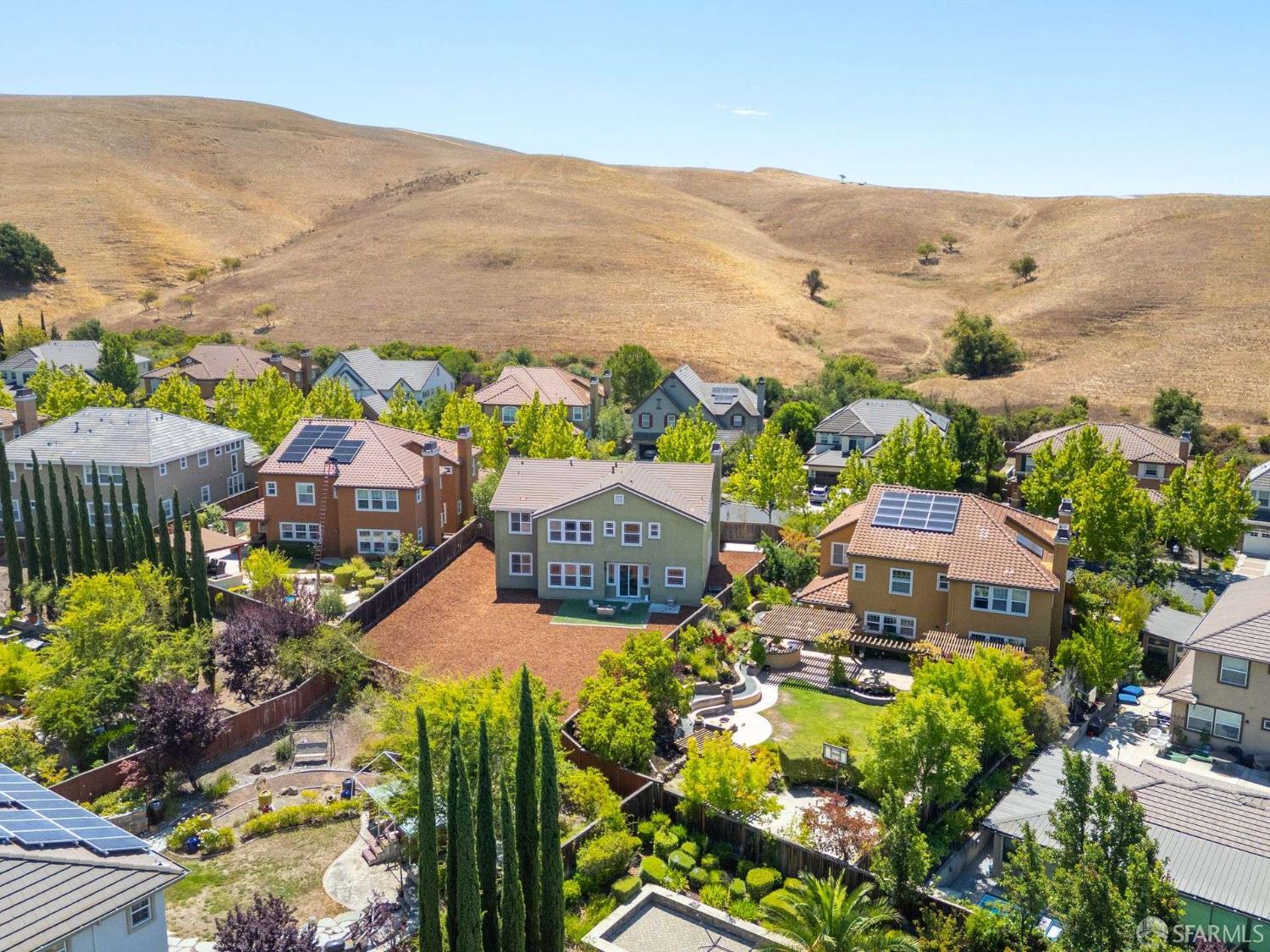 Detail Gallery Image 46 of 52 For 5619 Wells Ln, San Ramon,  CA 94582 - 5 Beds | 3/1 Baths