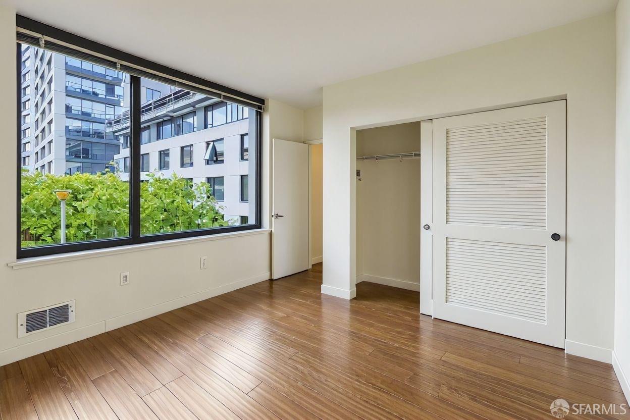 Photo #7: 425064110 Listing: Photo #7