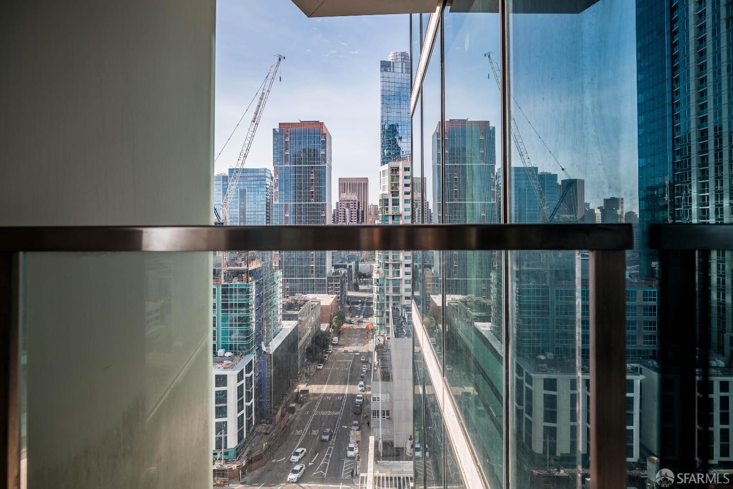 Detail Gallery Image 14 of 34 For 425 1st St #2406,  San Francisco,  CA 94105 - 2 Beds | 2 Baths