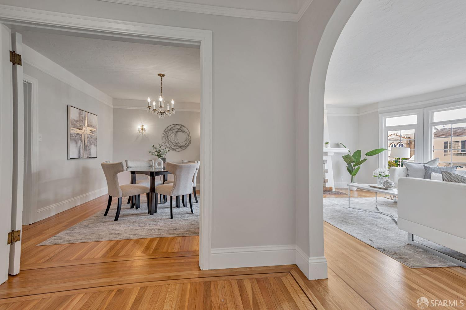 Detail Gallery Image 2 of 27 For 1750 26th Ave, San Francisco,  CA 94122 - 2 Beds | 1 Baths