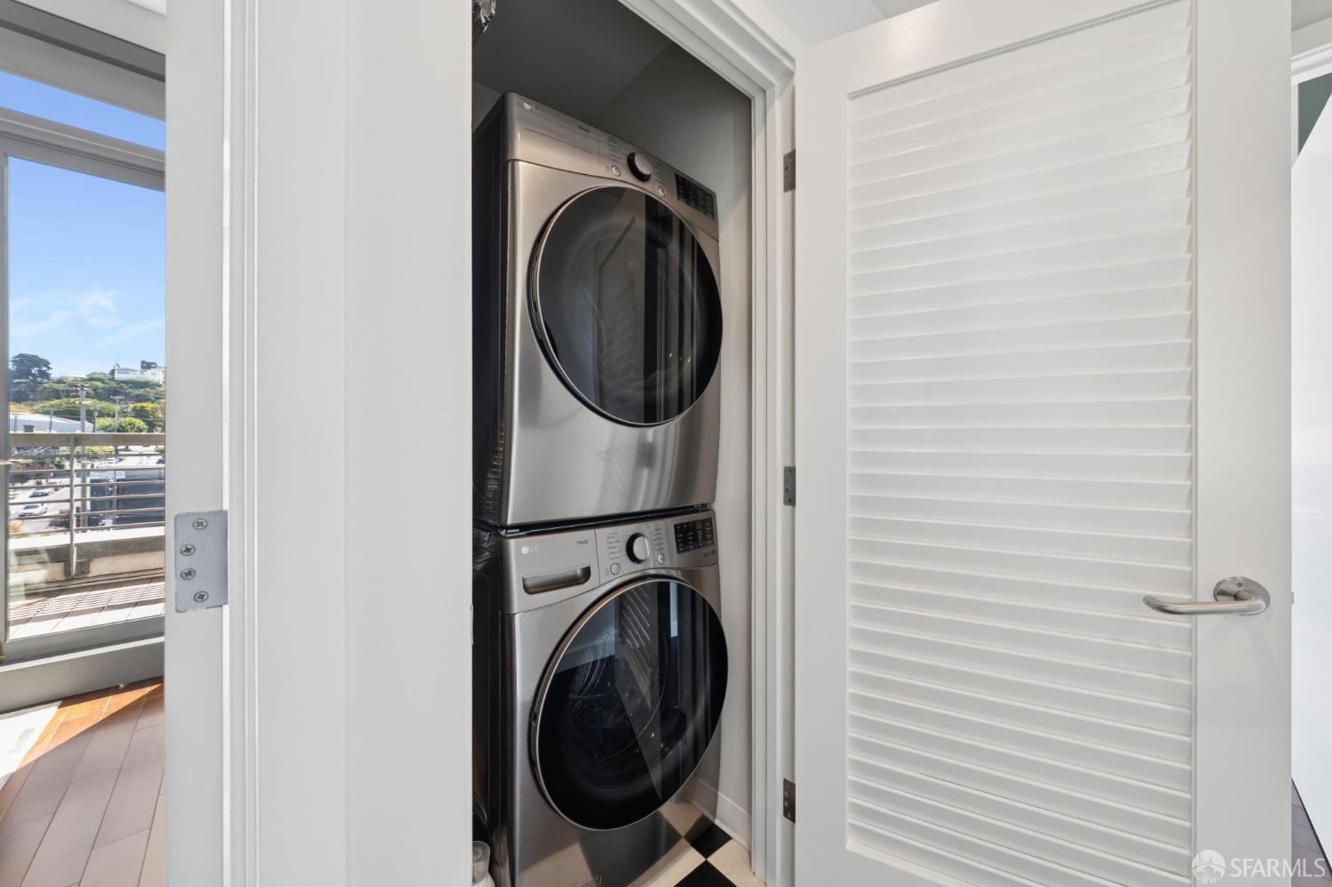 Detail Gallery Image 34 of 56 For 2101 Bryant St #306,  San Francisco,  CA 94110 - 3 Beds | 3 Baths