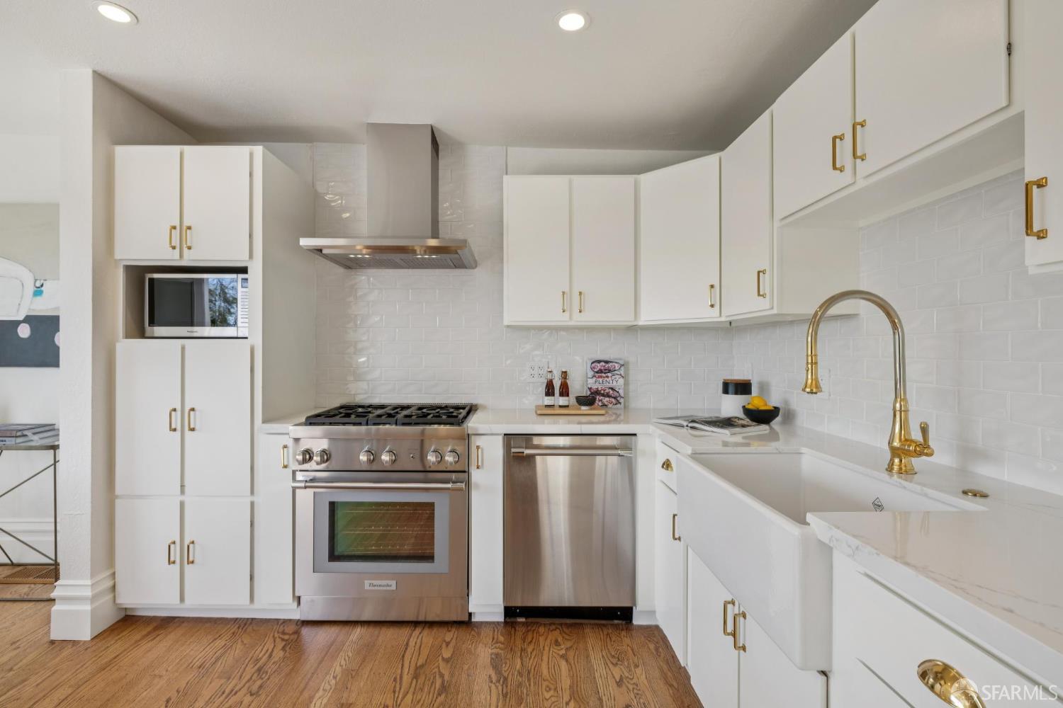 Detail Gallery Image 15 of 42 For 334 Park St, San Francisco,  CA 94110 - 3 Beds | 1 Baths