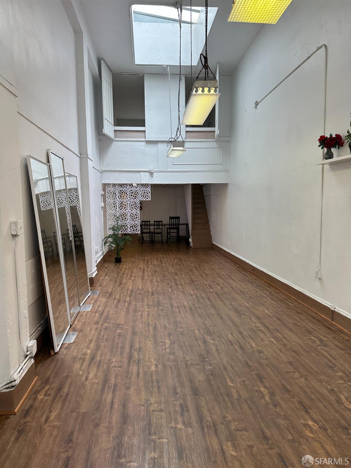 Detail Gallery Image 2 of 8 For 767 Bush St, San Francisco,  CA 94108 - – Beds | – Baths