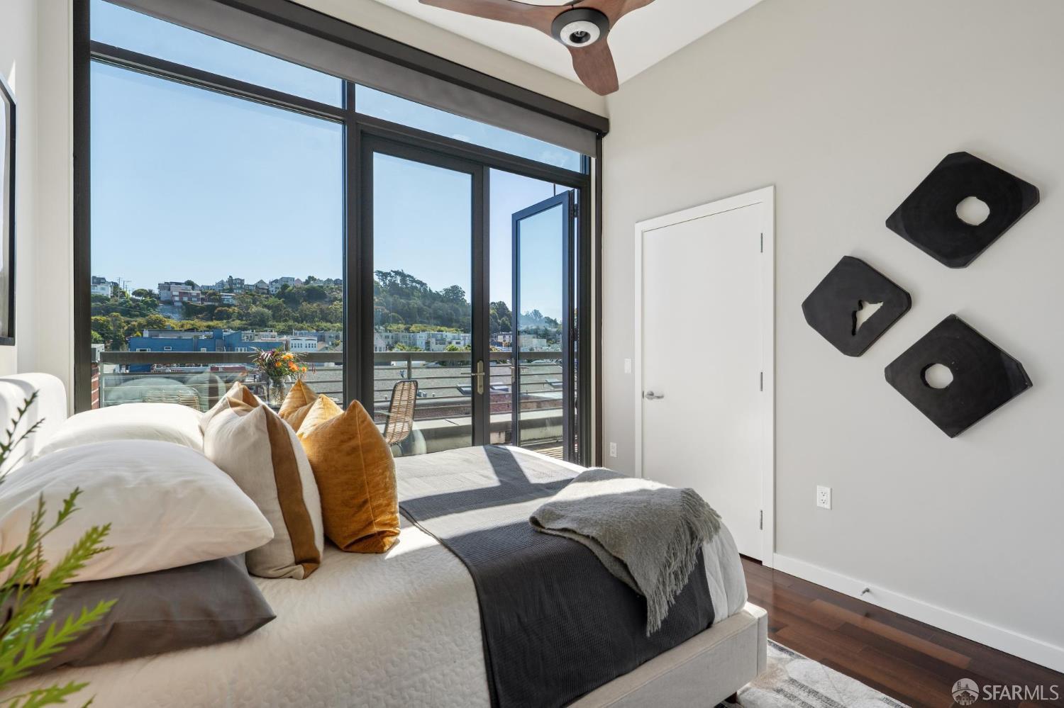 Detail Gallery Image 38 of 56 For 2101 Bryant St #306,  San Francisco,  CA 94110 - 3 Beds | 3 Baths