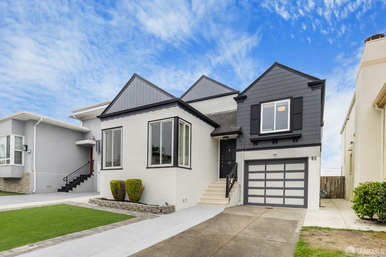 Detail Gallery Image 2 of 31 For 50 Parkwood Dr, Daly City,  CA 94015 - 4 Beds | 3 Baths