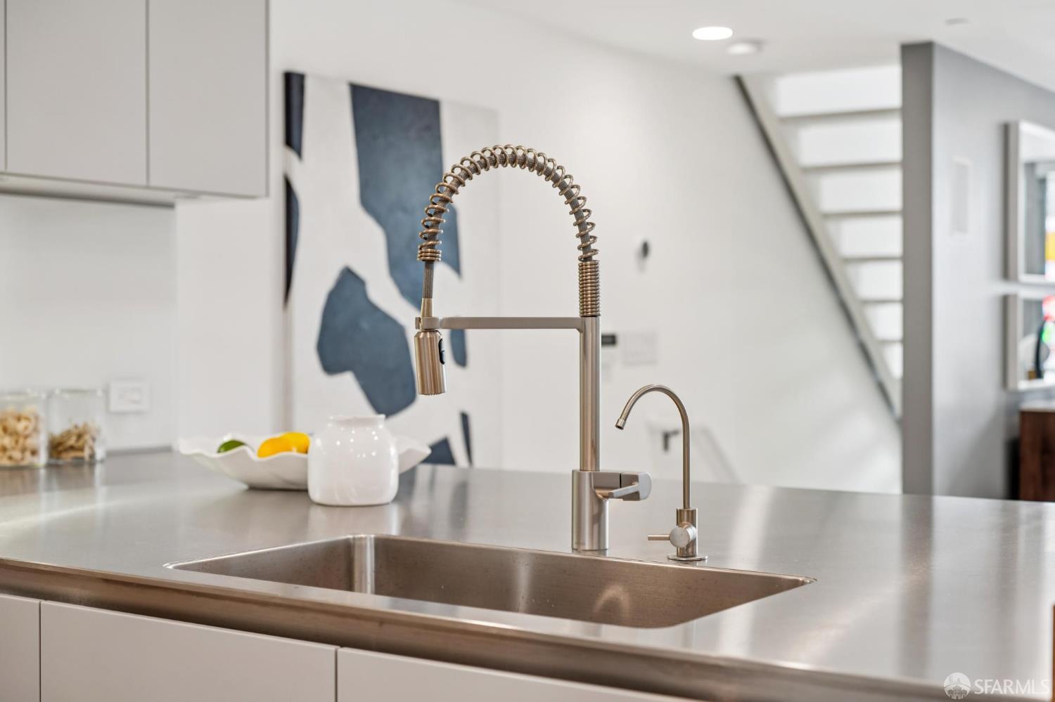 Detail Gallery Image 24 of 52 For 188 South Park St #3,  San Francisco,  CA 94107 - 2 Beds | 2/1 Baths