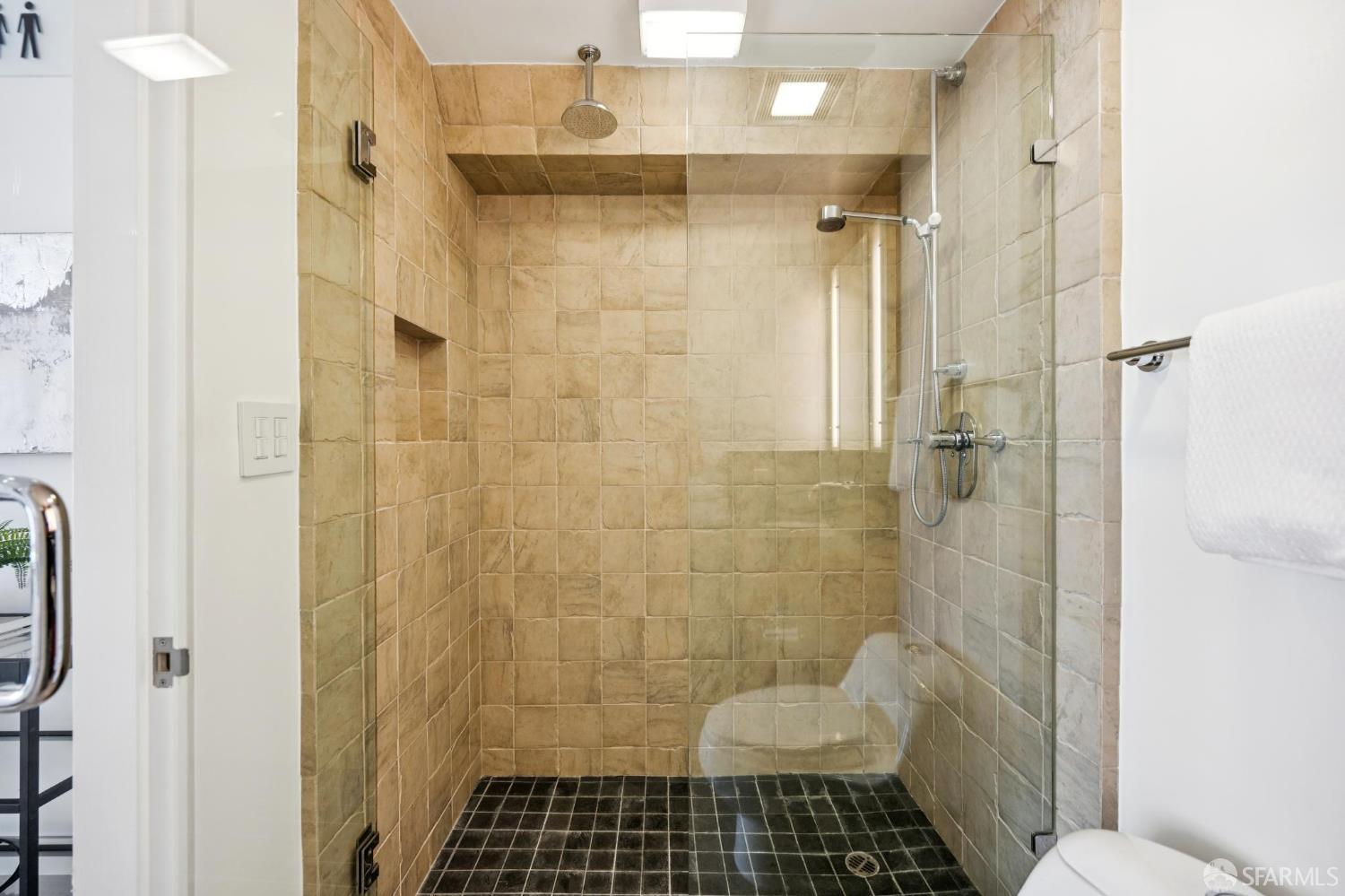 Detail Gallery Image 51 of 52 For 188 South Park St #3,  San Francisco,  CA 94107 - 2 Beds | 2/1 Baths