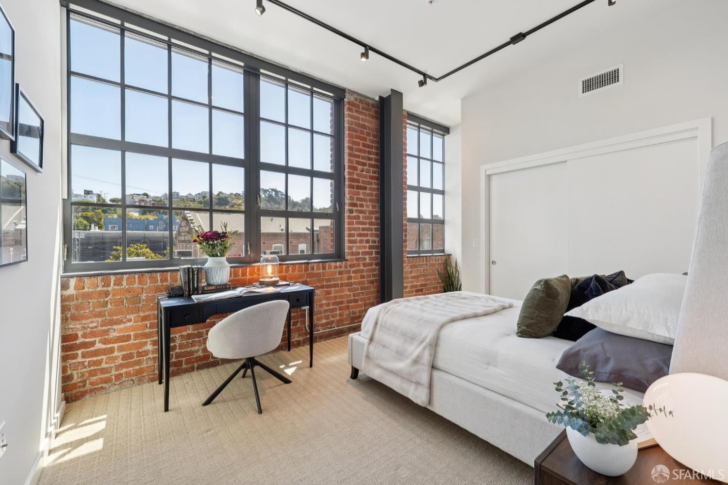 Detail Gallery Image 20 of 56 For 2101 Bryant St #306,  San Francisco,  CA 94110 - 3 Beds | 3 Baths