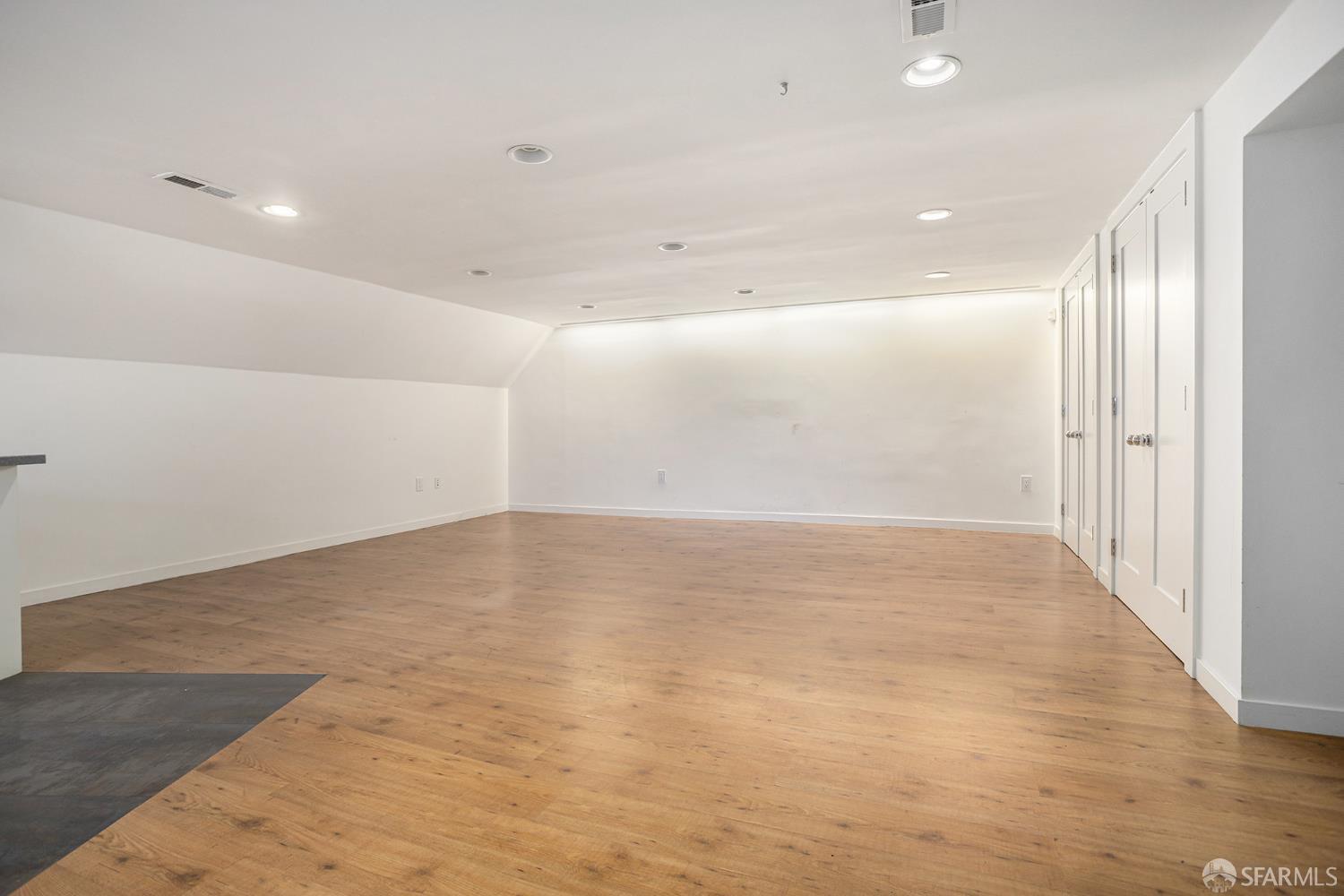 Detail Gallery Image 21 of 38 For 2673 Mission St, San Francisco,  CA 94110 - – Beds | – Baths