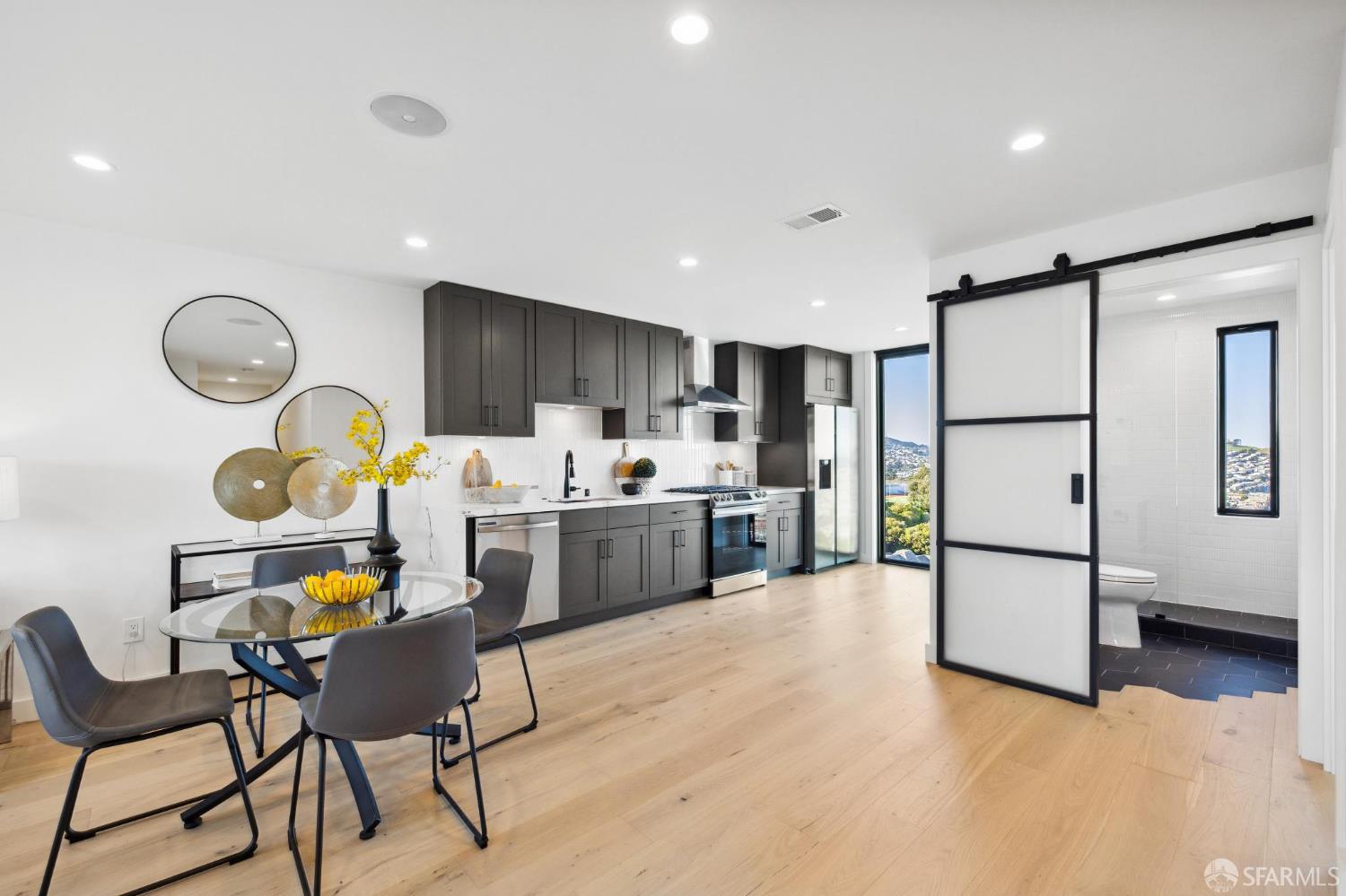 Detail Gallery Image 20 of 72 For 248 Ordway St, San Francisco,  CA 94134 - 4 Beds | 3 Baths