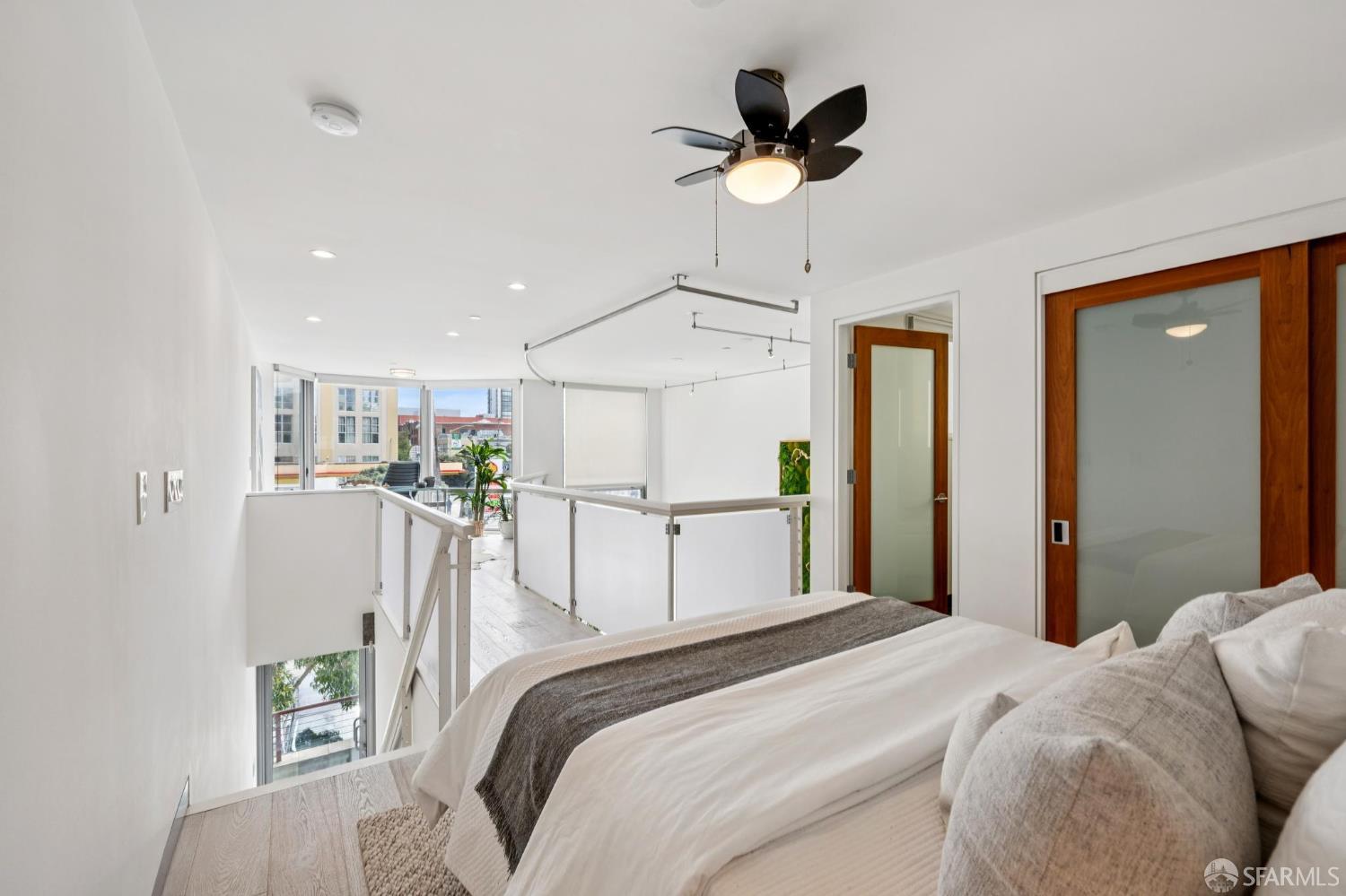 Detail Gallery Image 39 of 52 For 188 South Park St #3,  San Francisco,  CA 94107 - 2 Beds | 2/1 Baths