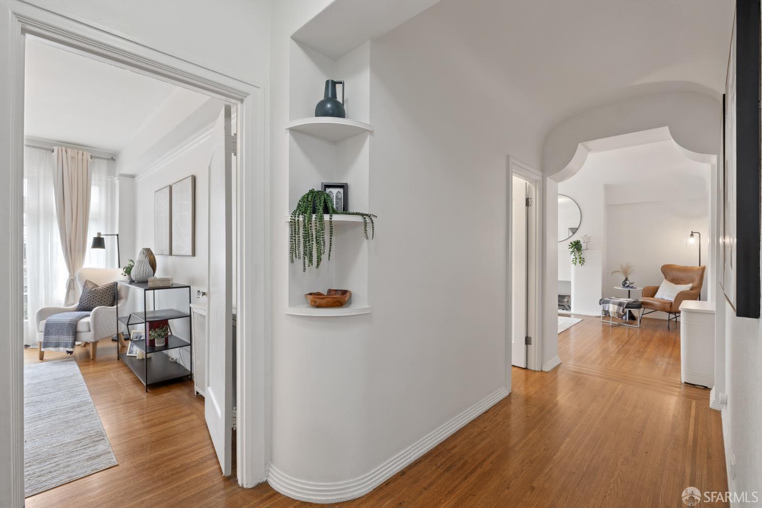 Detail Gallery Image 5 of 26 For 637 Powell St #401,  San Francisco,  CA 94108 - 2 Beds | 1 Baths
