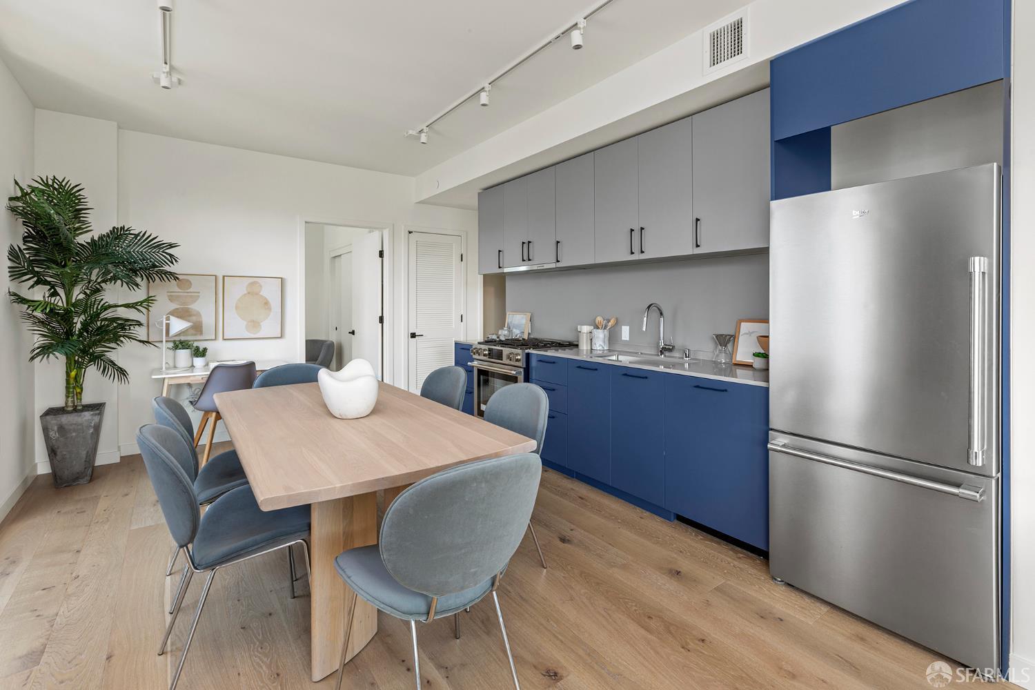 Detail Gallery Image 2 of 11 For 988 Harrison St Cn6,  San Francisco,  CA 94107 - 2 Beds | 2 Baths