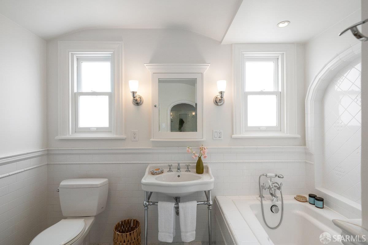 Detail Gallery Image 24 of 51 For 115 Pinehurst Way, San Francisco,  CA 94127 - 3 Beds | 3 Baths