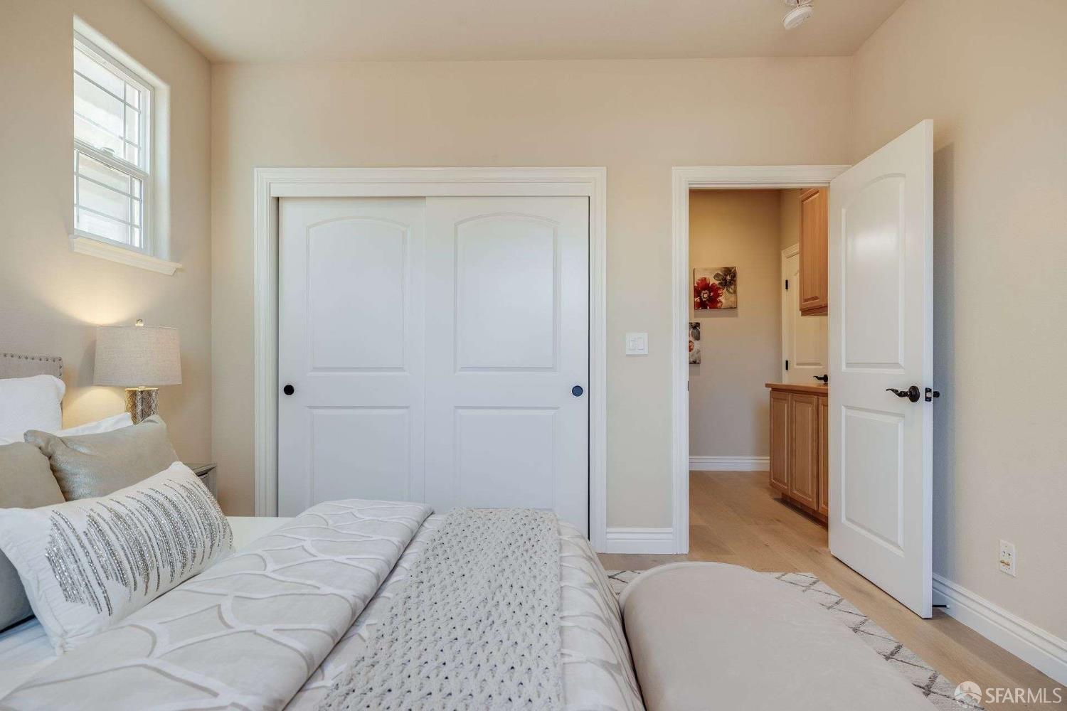Detail Gallery Image 16 of 52 For 5619 Wells Ln, San Ramon,  CA 94582 - 5 Beds | 3/1 Baths