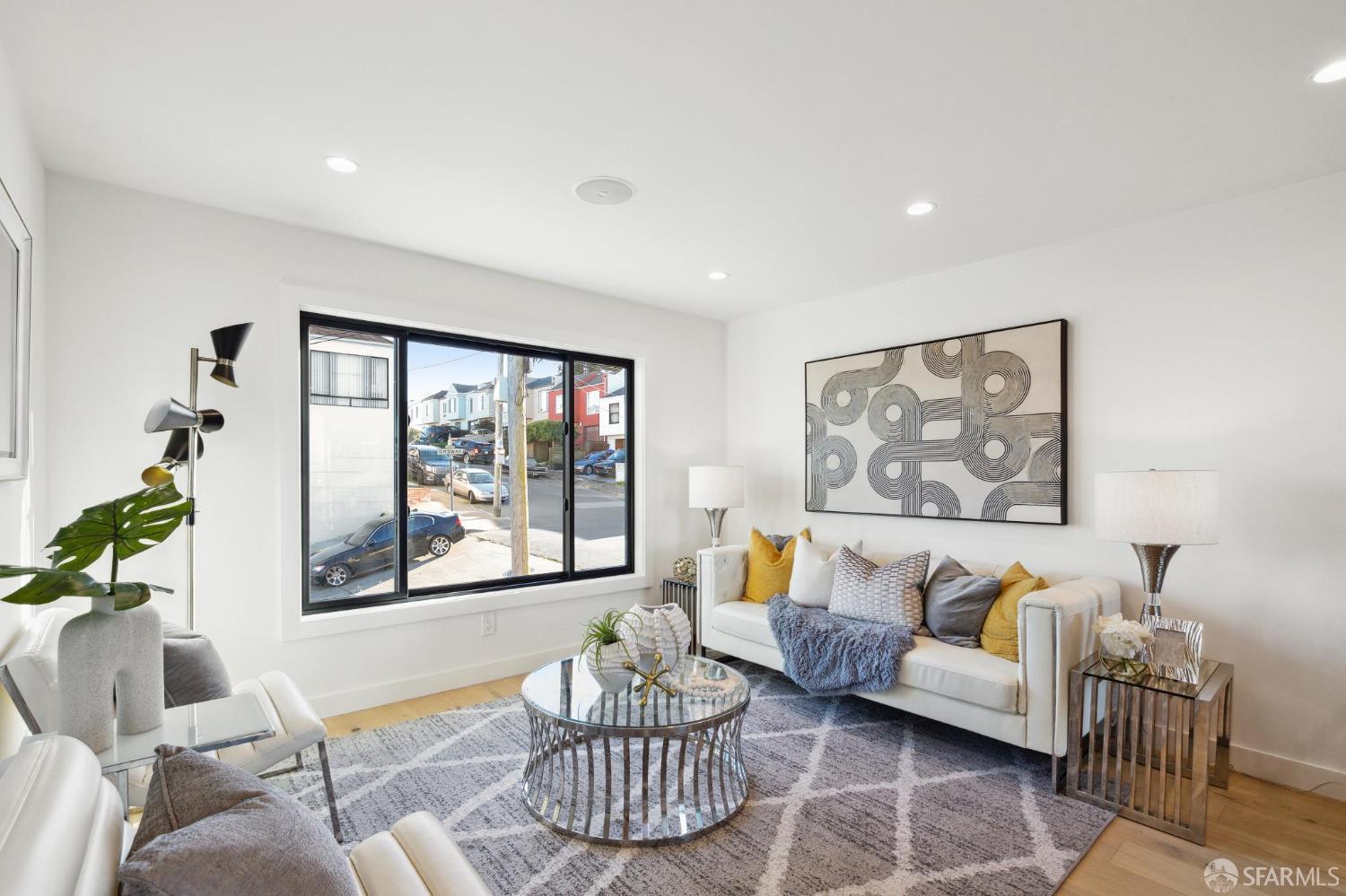 Detail Gallery Image 17 of 72 For 248 Ordway St, San Francisco,  CA 94134 - 4 Beds | 3 Baths