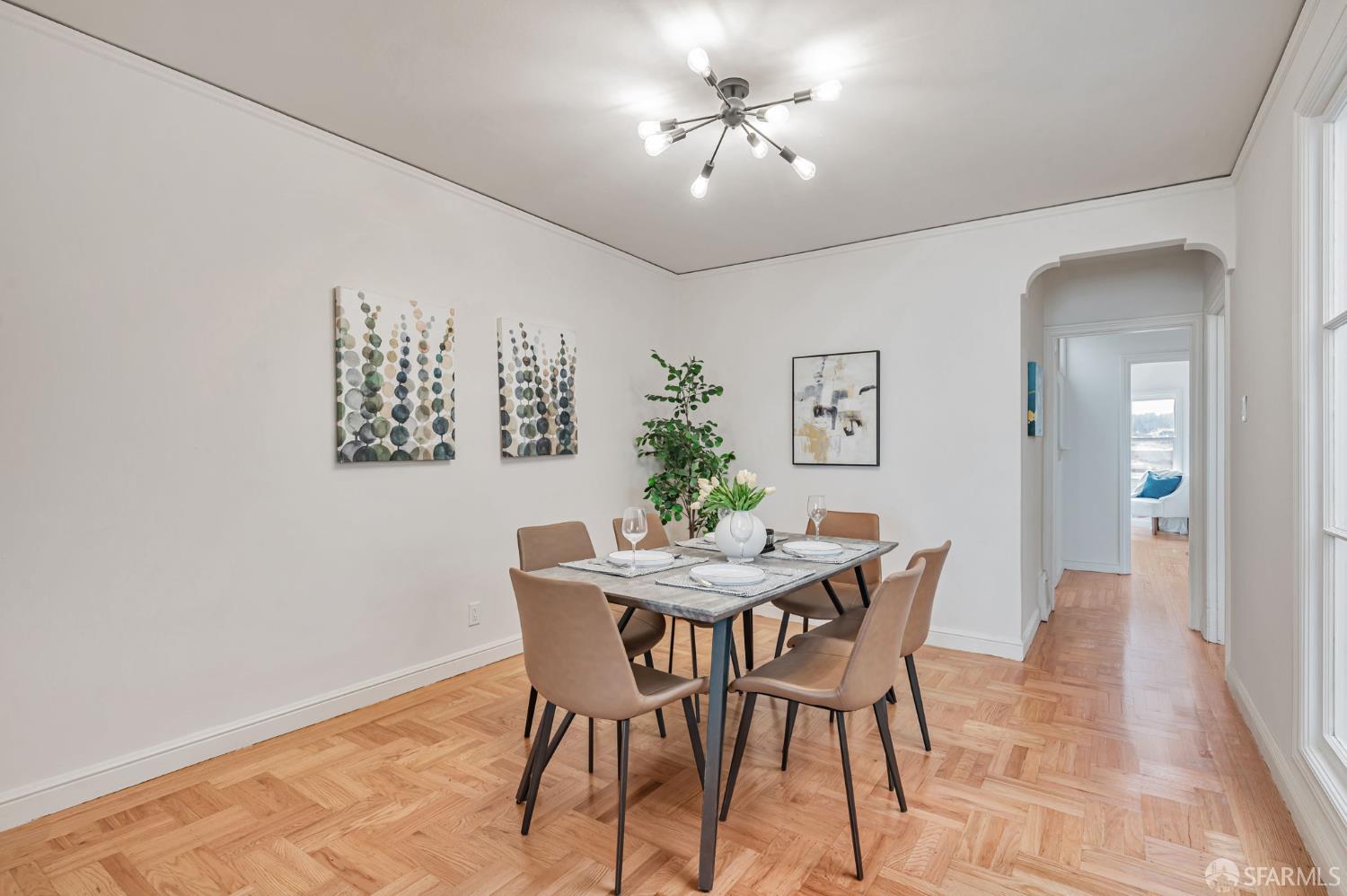 Detail Gallery Image 9 of 38 For 32 Santa Fe Ave, San Francisco,  CA 94124 - 3 Beds | 1/1 Baths