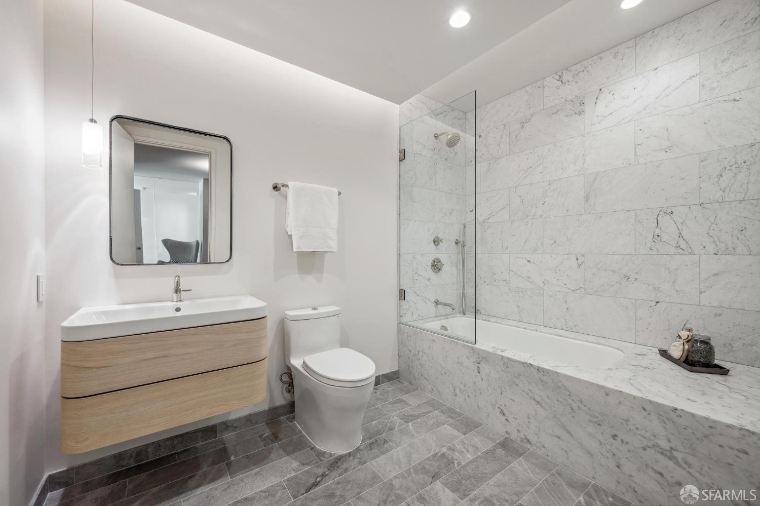 Detail Gallery Image 37 of 47 For 3657 California St, San Francisco,  CA 94118 - 3 Beds | 3 Baths