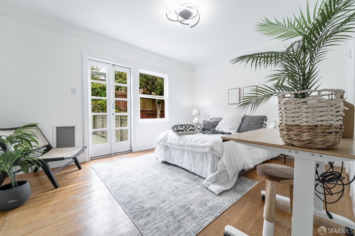 Detail Gallery Image 12 of 38 For 2212 15th Ave, San Francisco,  CA 94116 - 2 Beds | 1 Baths