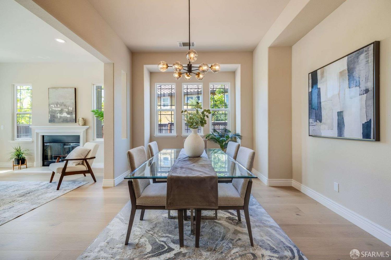 Detail Gallery Image 6 of 52 For 5619 Wells Ln, San Ramon,  CA 94582 - 5 Beds | 3/1 Baths
