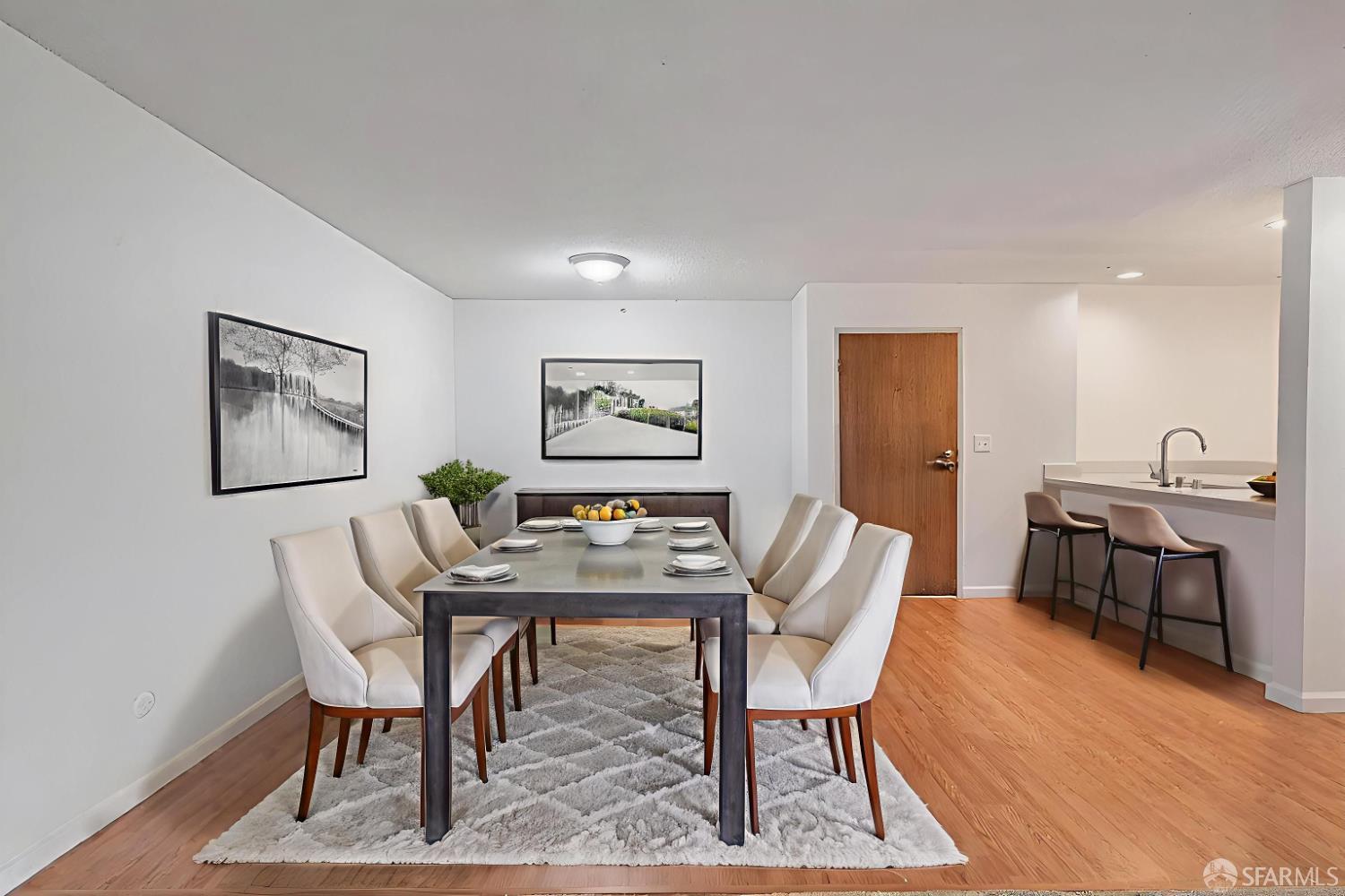 Detail Gallery Image 2 of 40 For 332 Philip Dr #103,  Daly City,  CA 94015 - 2 Beds | 2 Baths