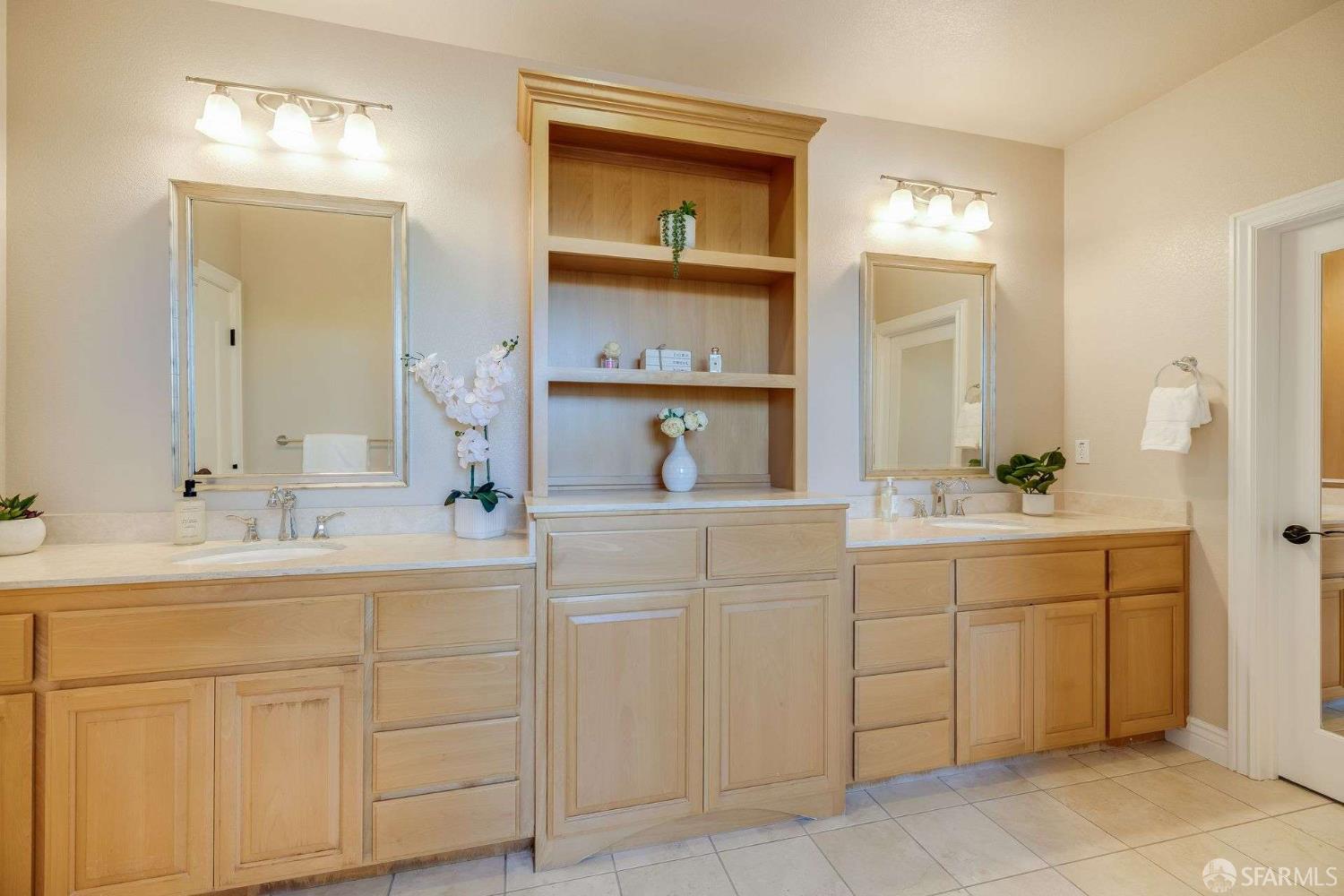 Detail Gallery Image 25 of 52 For 5619 Wells Ln, San Ramon,  CA 94582 - 5 Beds | 3/1 Baths